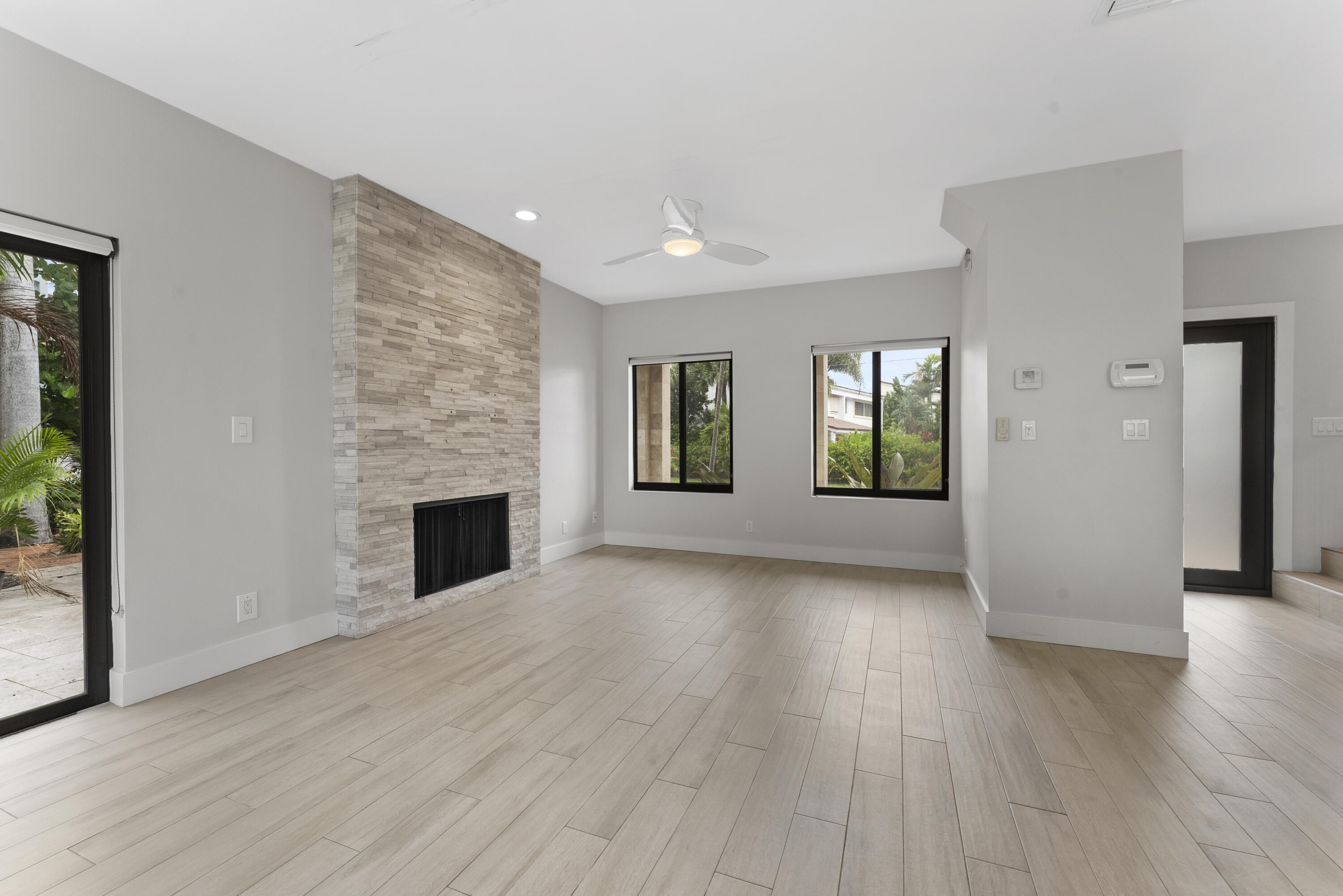 BEL LIDO - Residential Lease