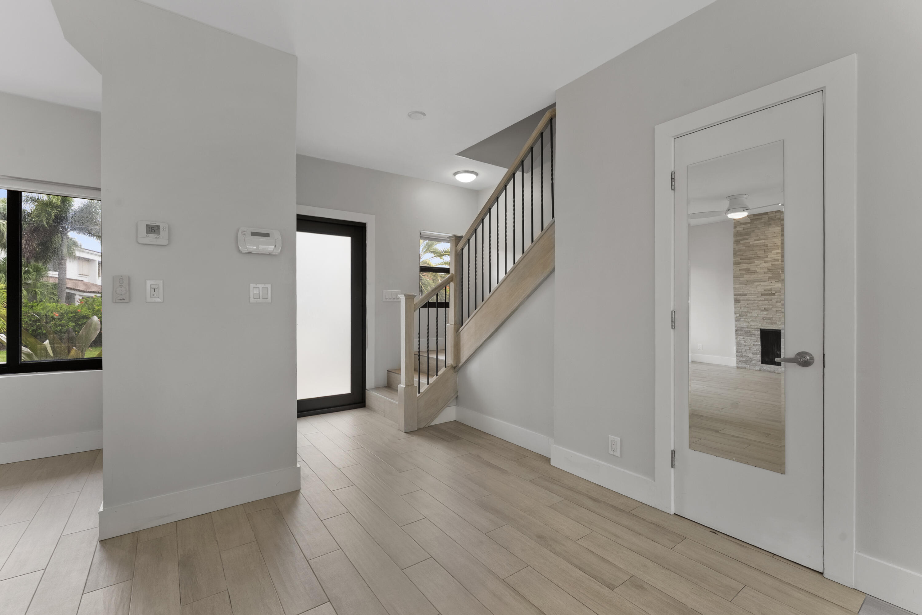 BEL LIDO - Residential Lease