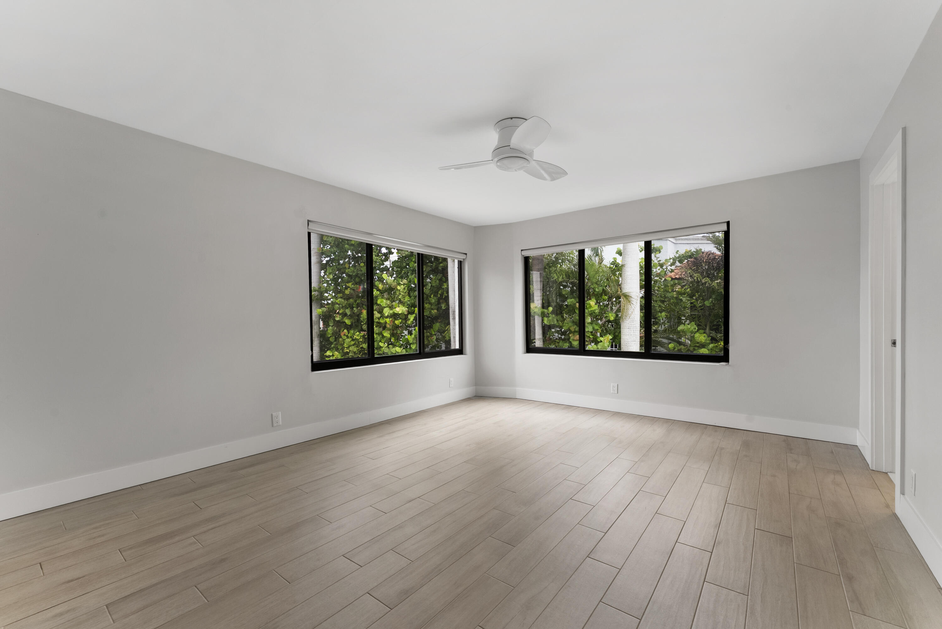 BEL LIDO - Residential Lease