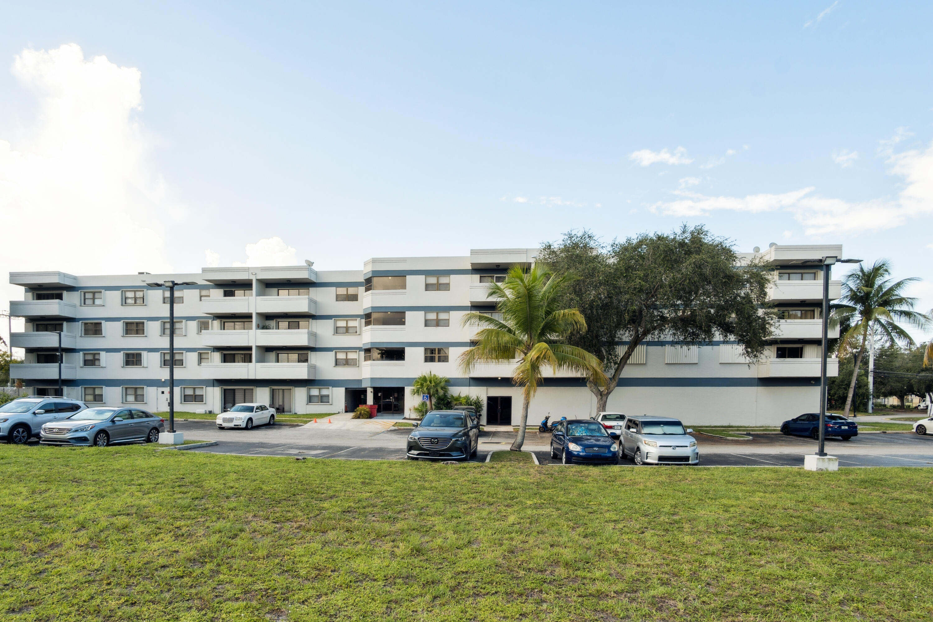 MOTIVATED SELLER! NEW ROOF! ****PASSED THE MILESTONE INSPECTION*** HEALTHY RESERVES! PUT MINIMUM DOWN AND SECURE YOUR OWN HOME. WELCOME TO THIS BEAUTIFULLY APPOINTED 1 BR, 1 BA CONDO- A PEACEFUL RETREAT IN THE HEART OF HOLLYWOOD! This bright and spacious unit is perfectly located near I-95, the Florida Turnpike, Hard Rock Casino, and plenty of shopping and dining options. Enjoy the added convenience of an in-unit washer and dryer, along with a secure lobby entrance that provides peace of mind. All ages are welcome! Rentals are not permitted, making this an ideal owner-occupied residence for those seeking a quiet, community-focused lifestyle.
