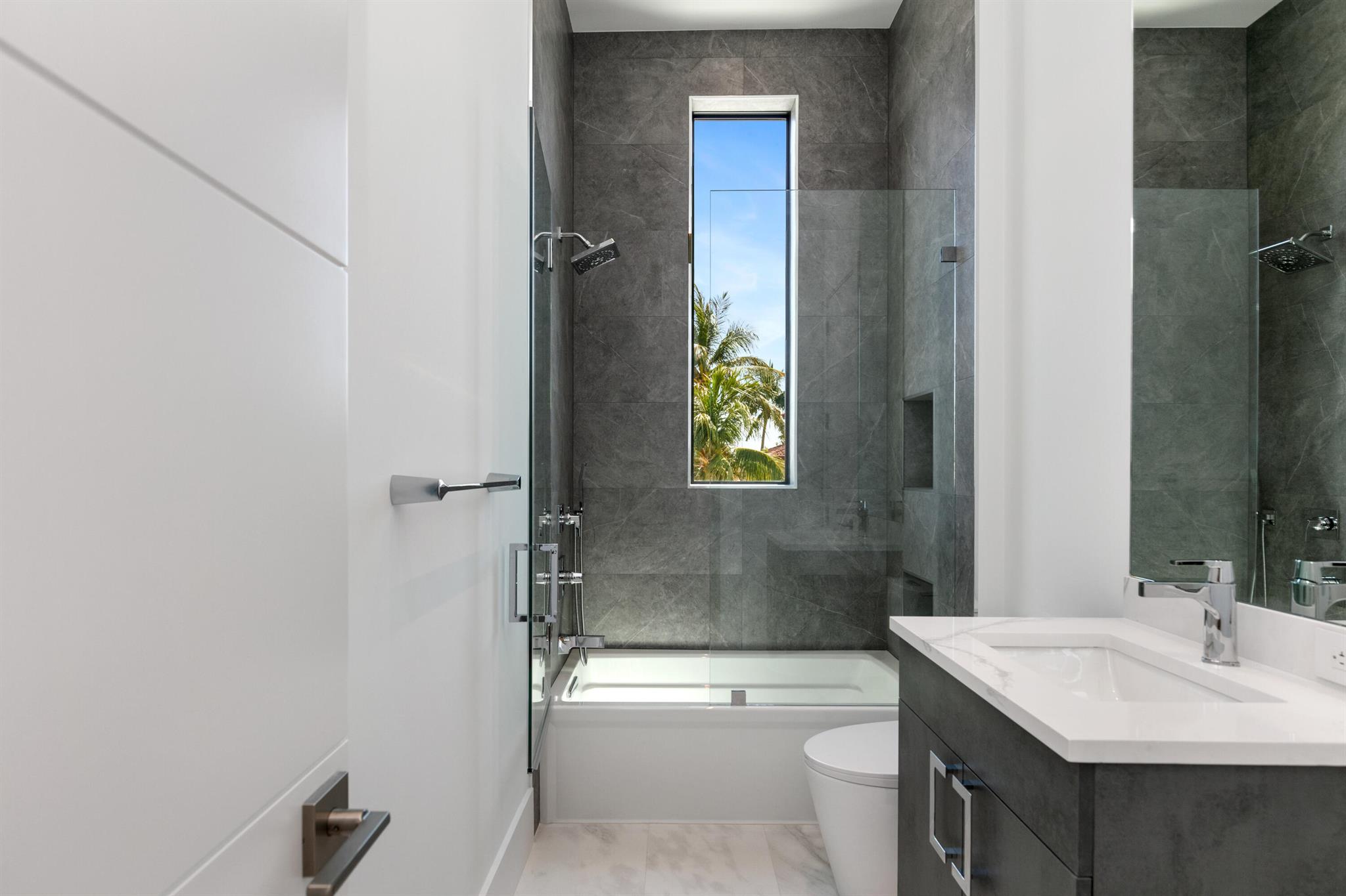 VENETIAN ISLES / LIGHTHOUSE POINT - Residential