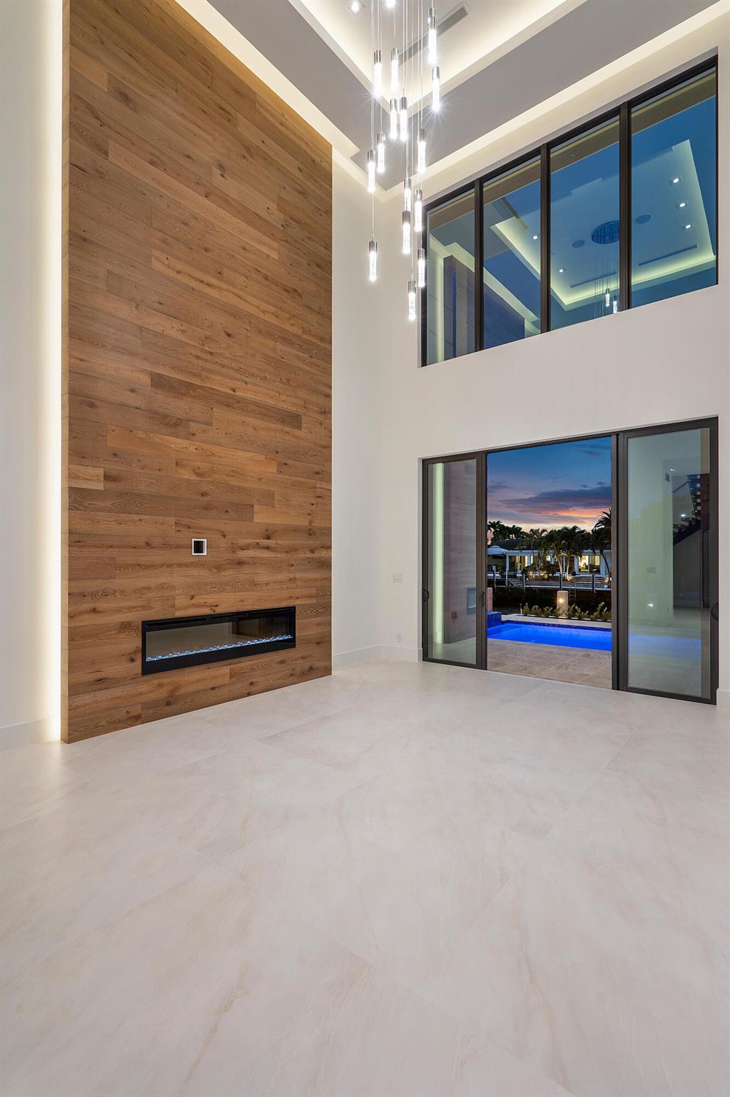 VENETIAN ISLES / LIGHTHOUSE POINT - Residential