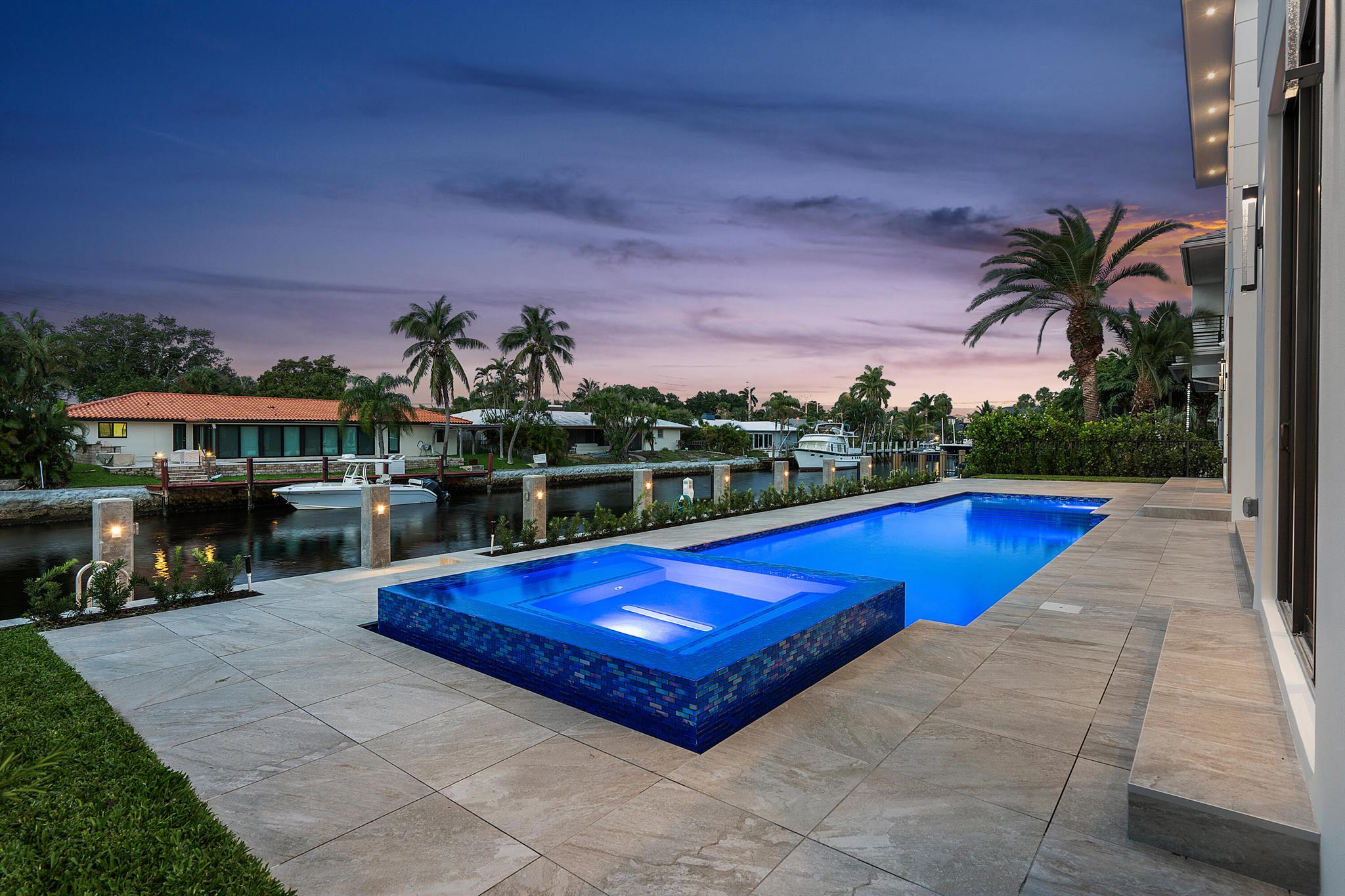 VENETIAN ISLES / LIGHTHOUSE POINT - Residential