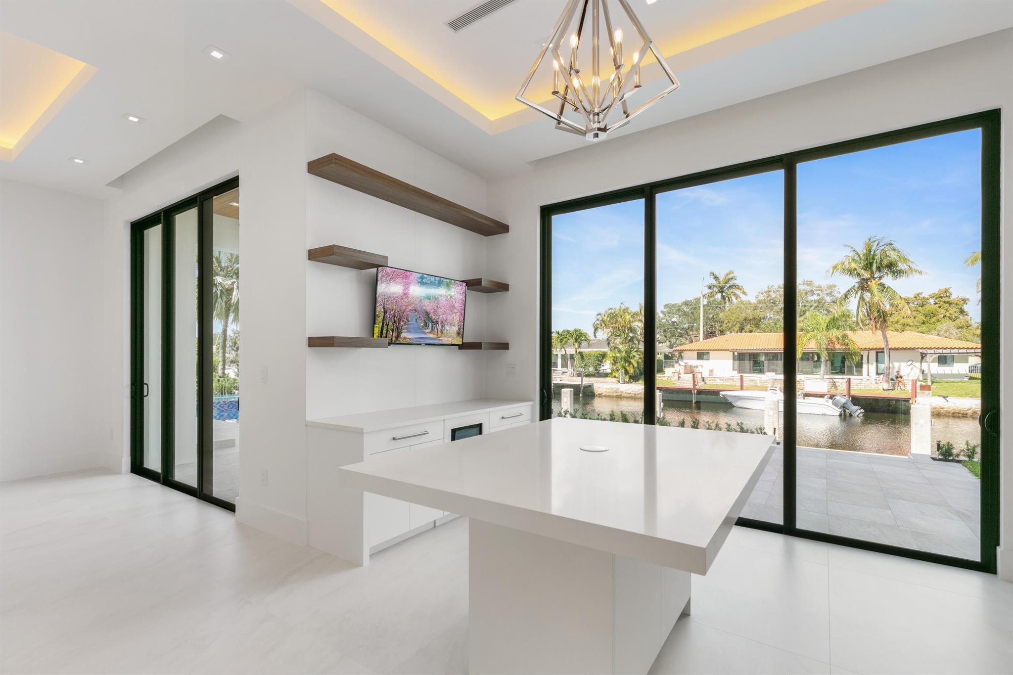 VENETIAN ISLES / LIGHTHOUSE POINT - Residential