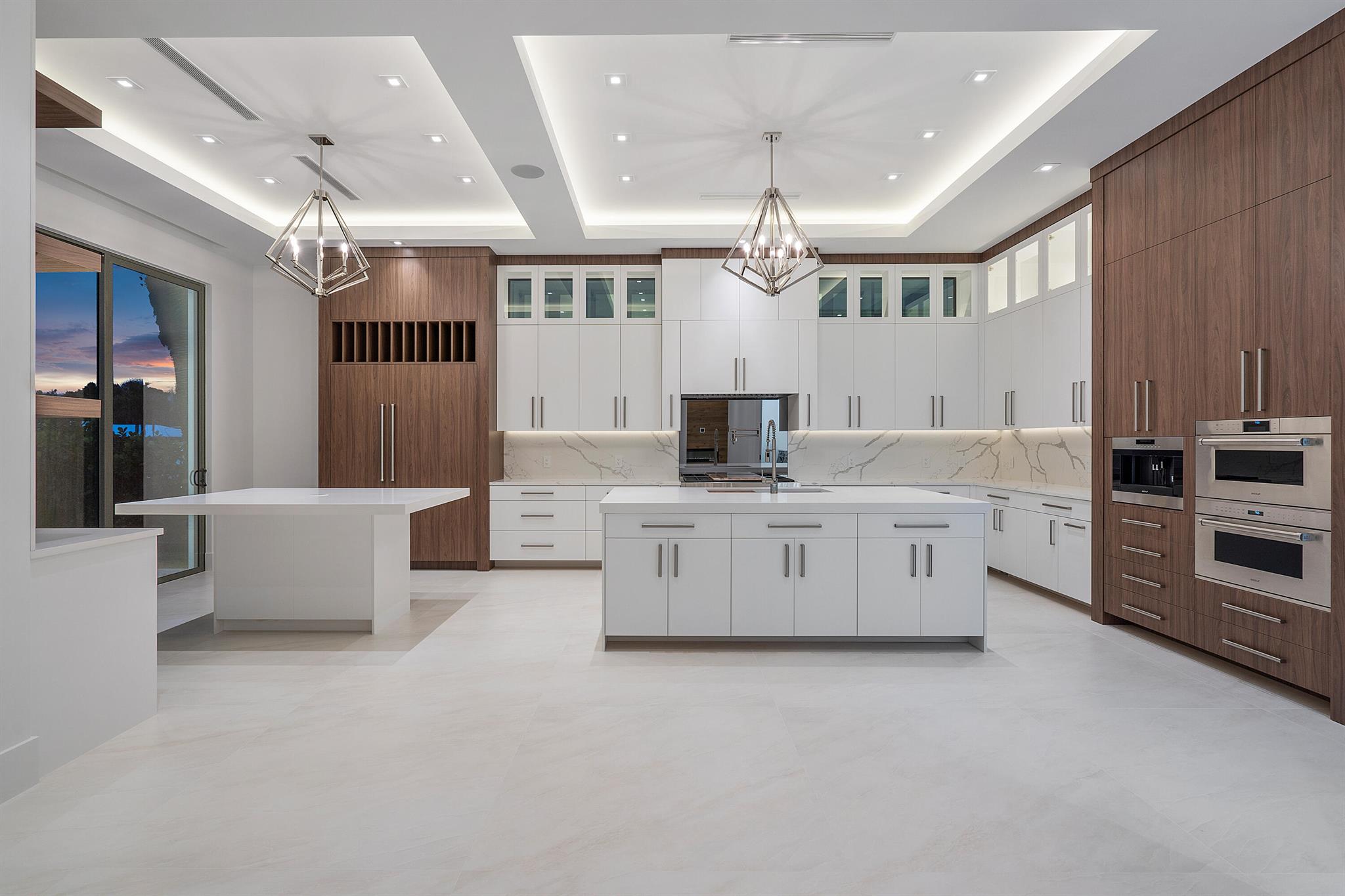 VENETIAN ISLES / LIGHTHOUSE POINT - Residential