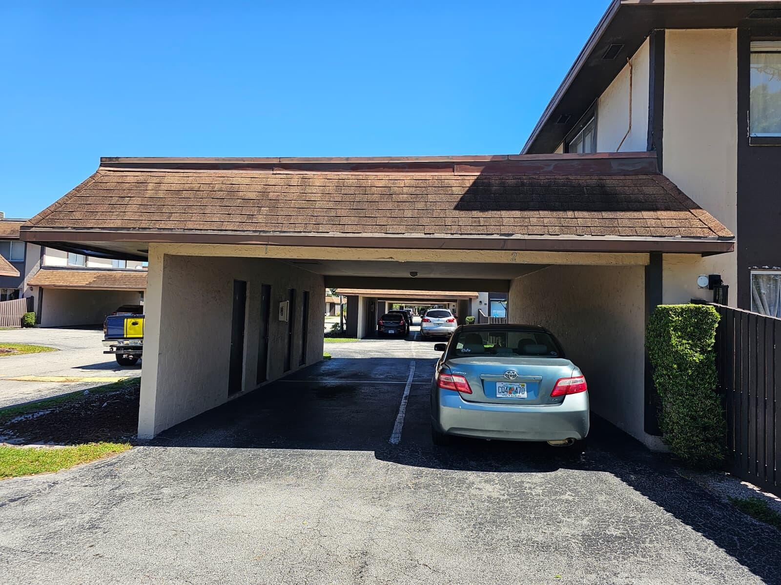 QUAIL HOLLOW CONDO - Residential