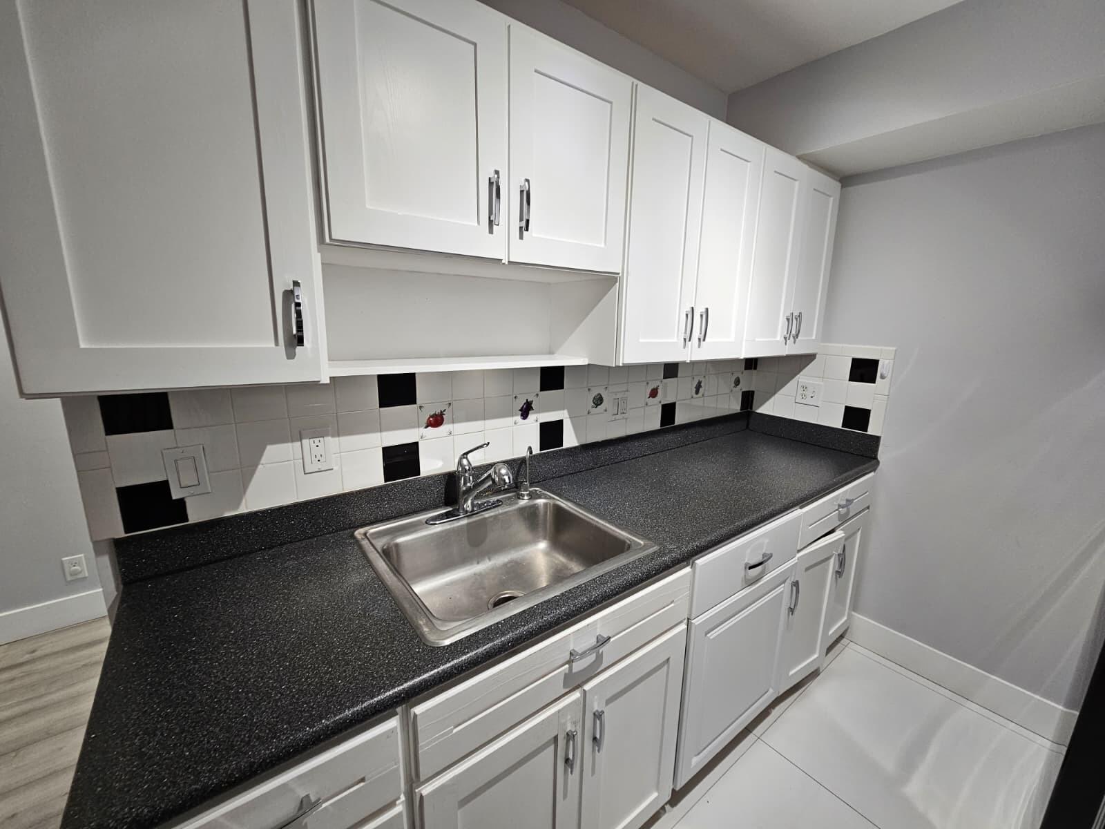 QUAIL HOLLOW CONDO - Residential