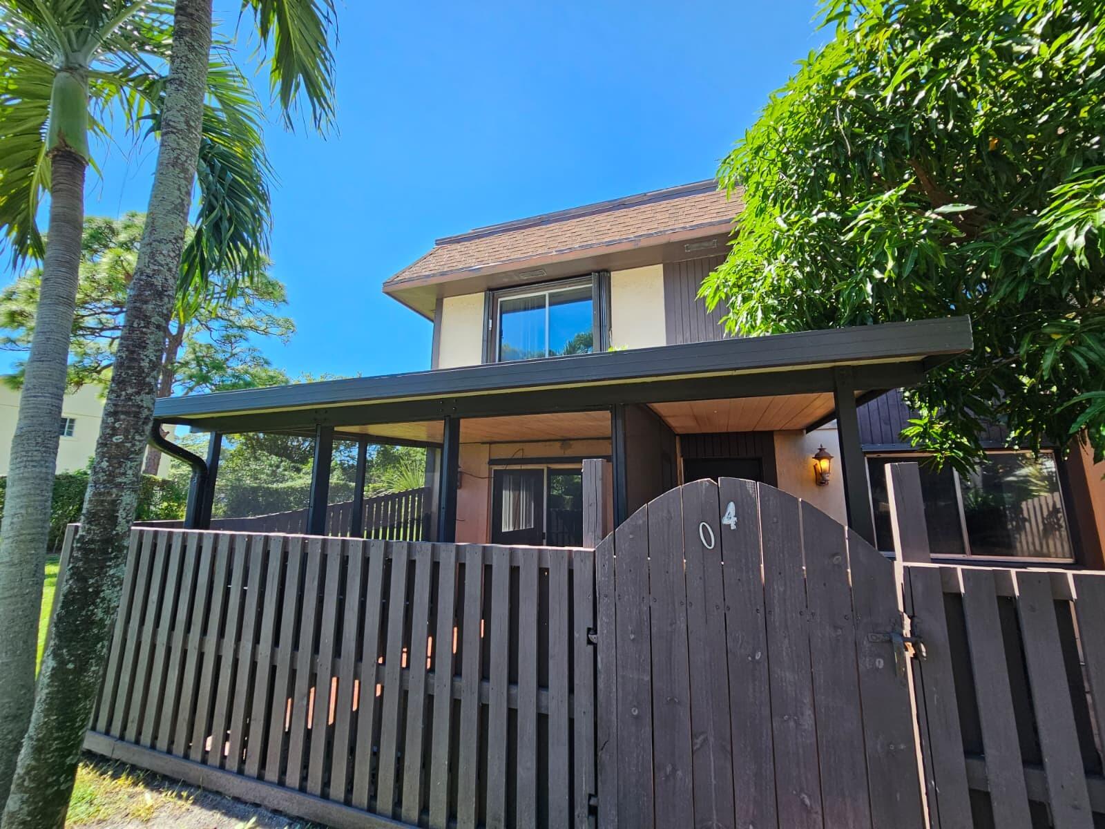 QUAIL HOLLOW CONDO - Residential