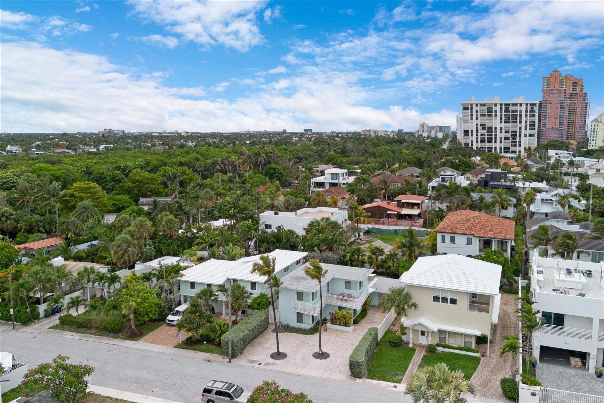 LAS OLAS BY THE SEA EXT - Residential