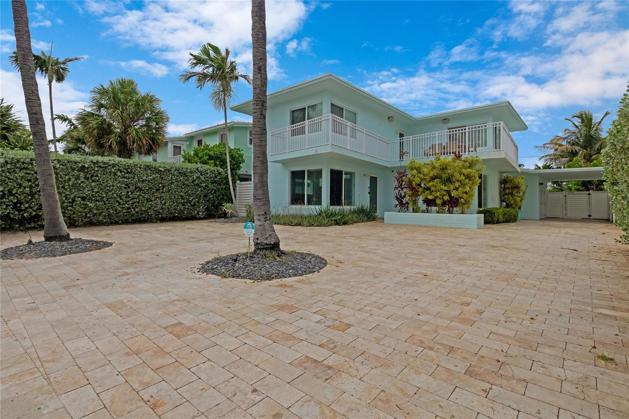 LAS OLAS BY THE SEA EXT - Residential