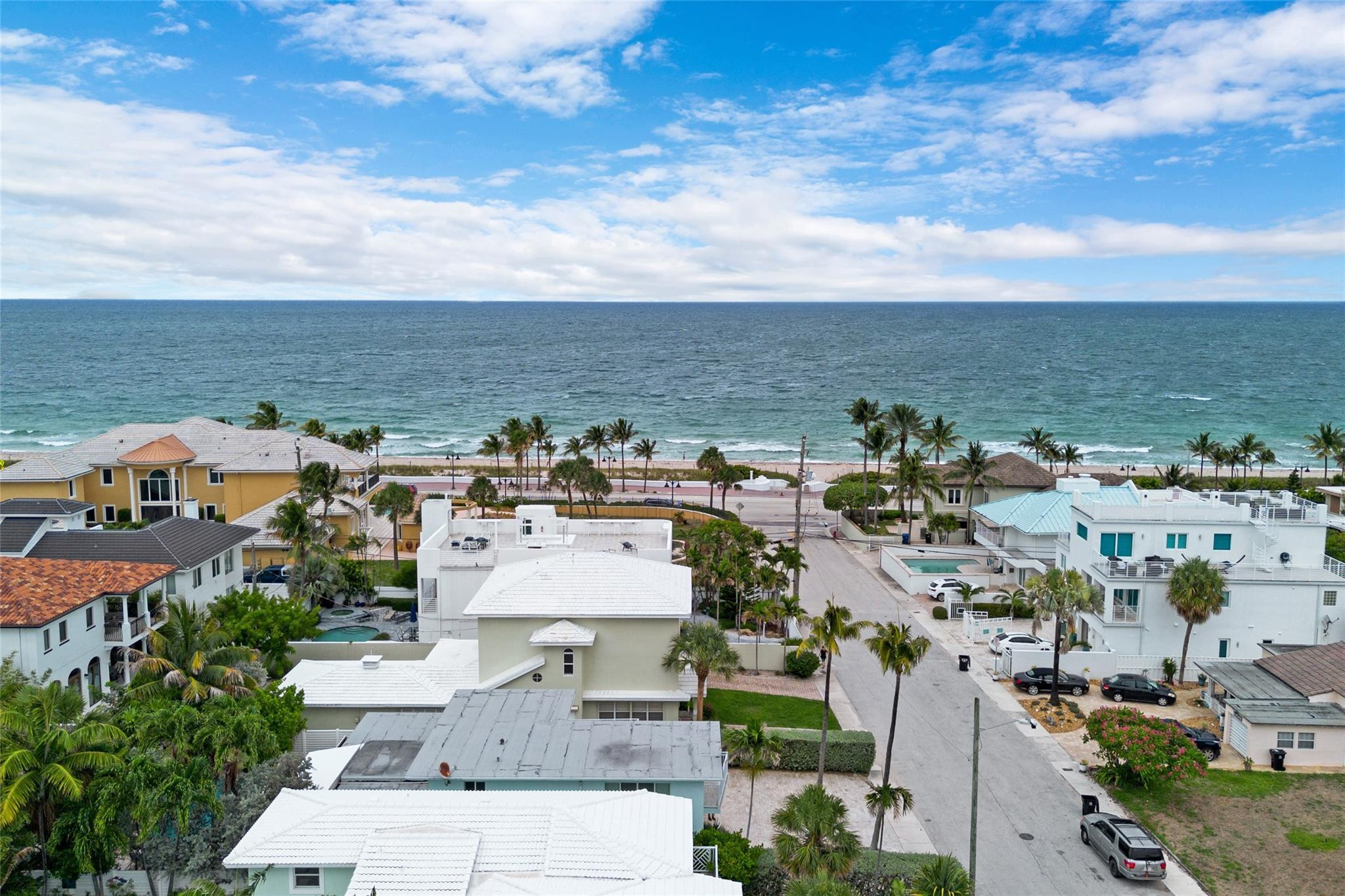 LAS OLAS BY THE SEA EXT - Residential