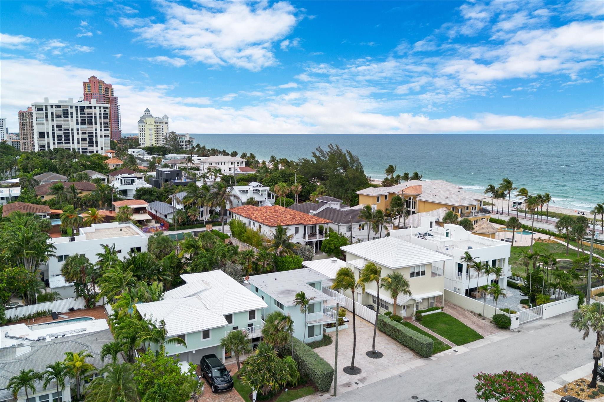LAS OLAS BY THE SEA EXT - Residential