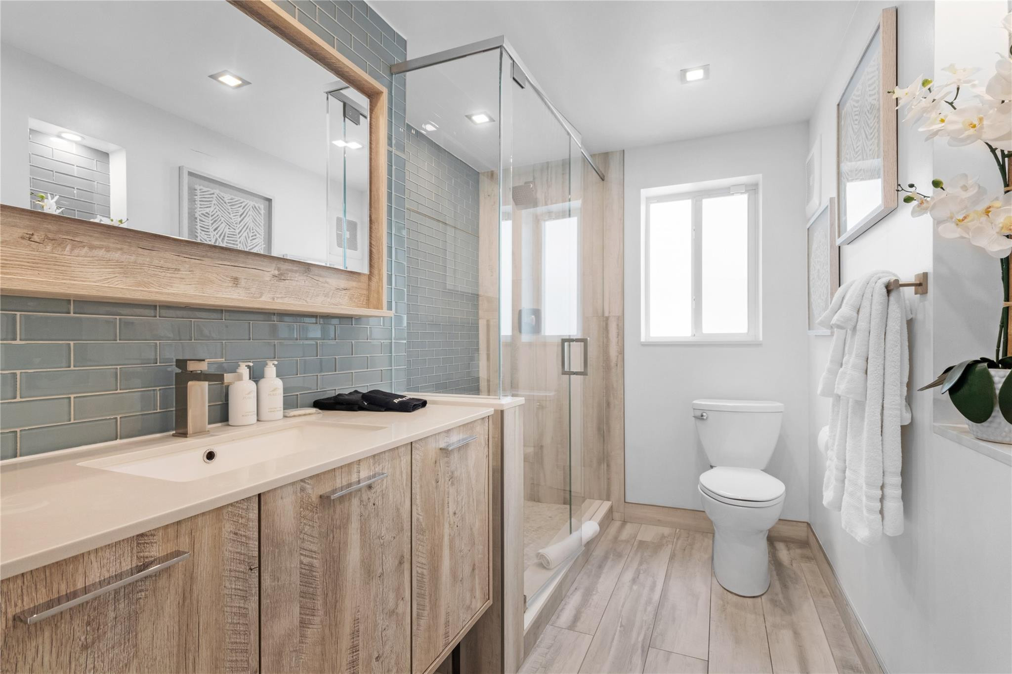 LAS OLAS BY THE SEA EXT - Residential