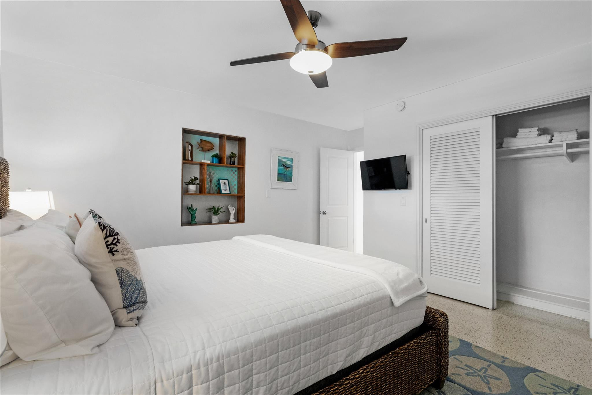 LAS OLAS BY THE SEA EXT - Residential