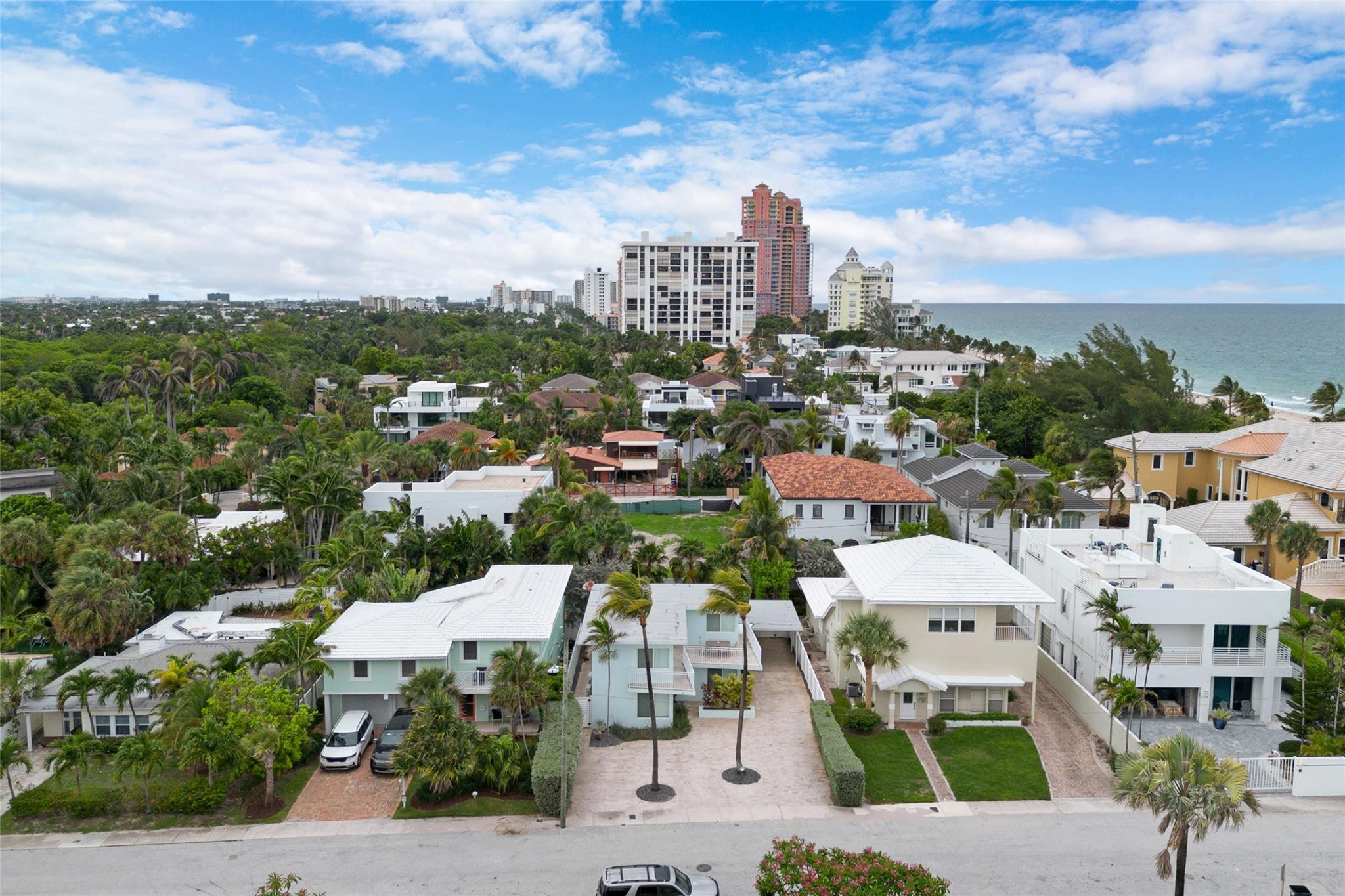LAS OLAS BY THE SEA EXT - Residential