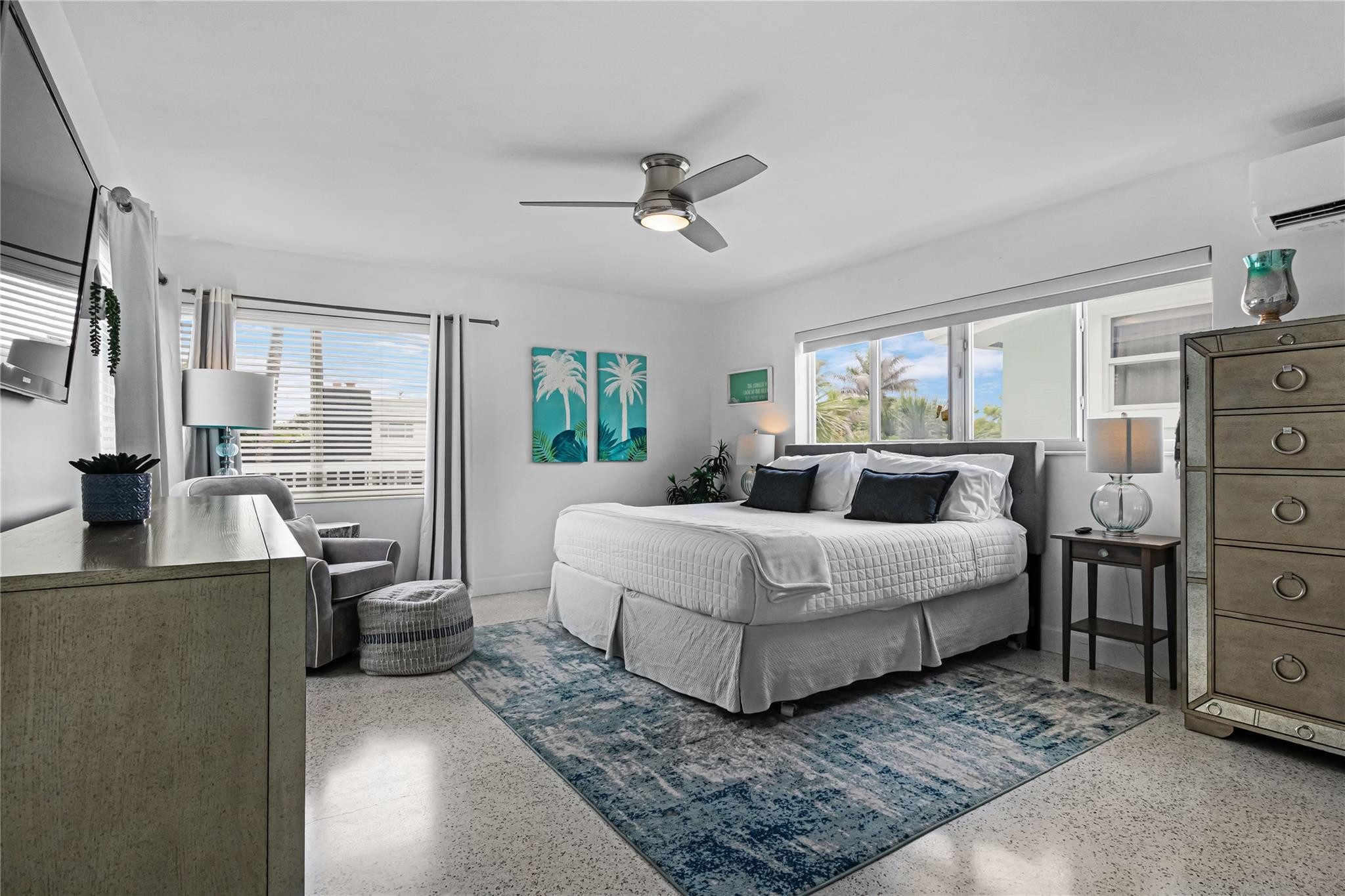 LAS OLAS BY THE SEA EXT - Residential