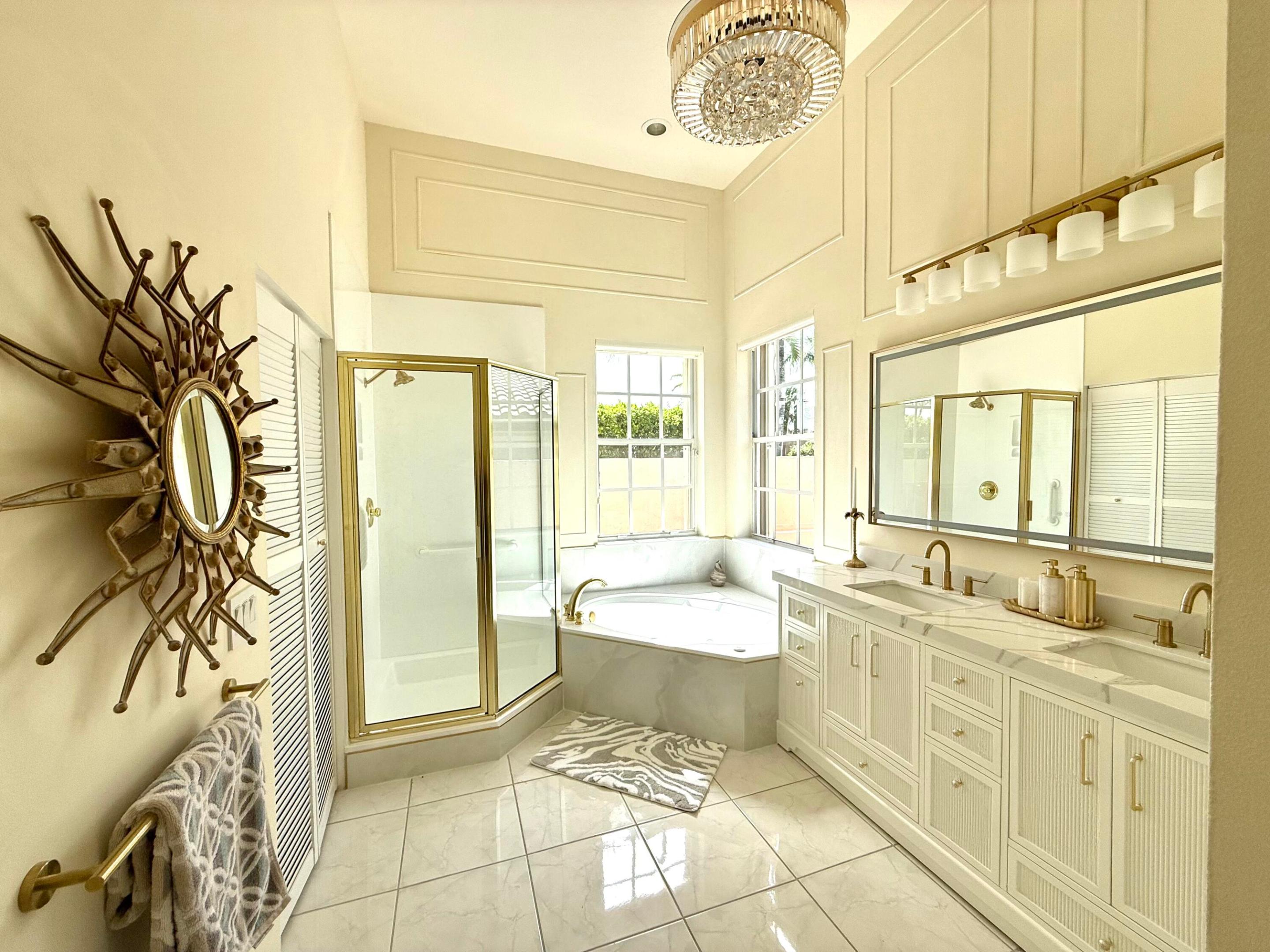 BOYNTON WATERS - Residential