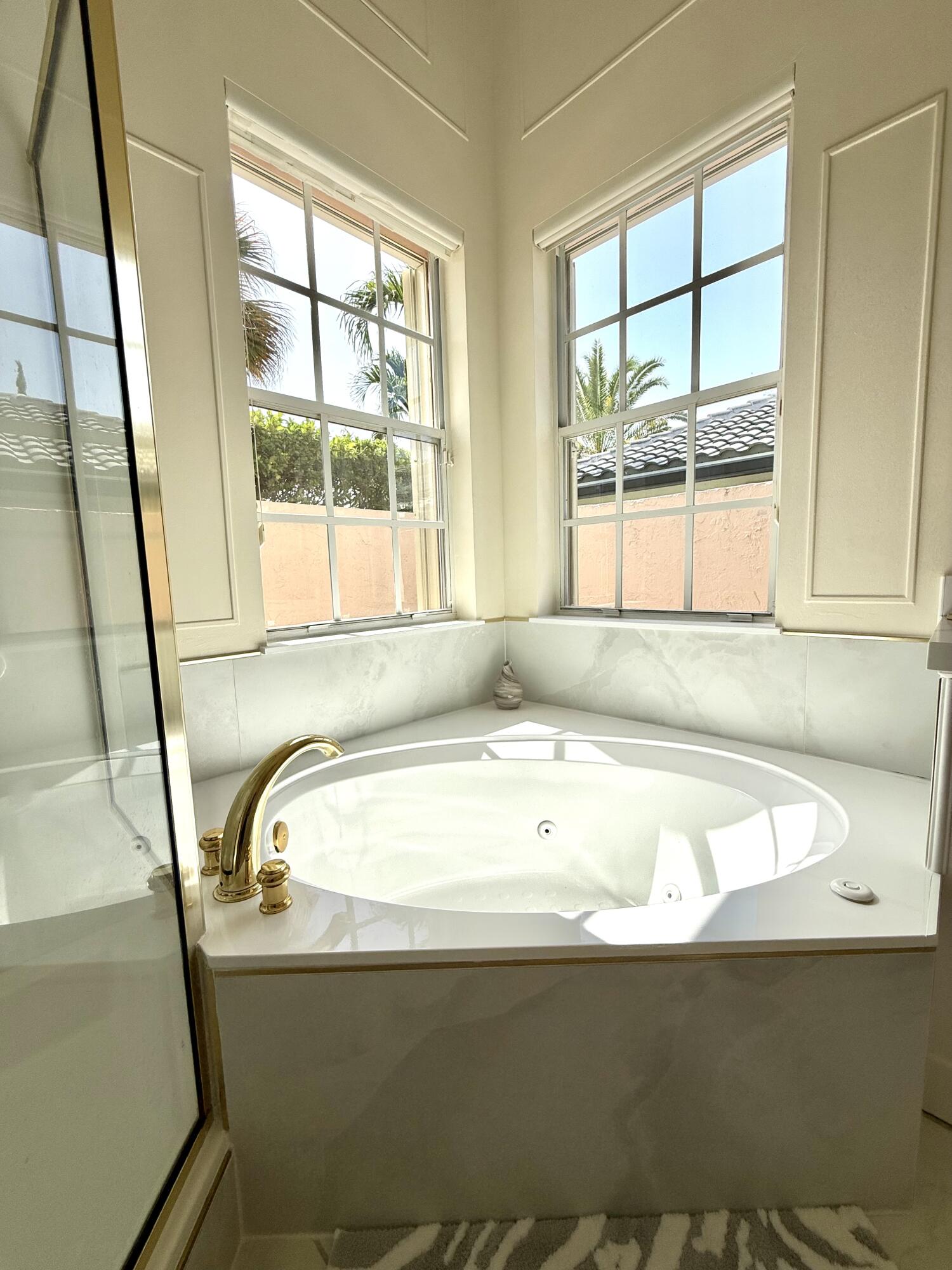 BOYNTON WATERS - Residential