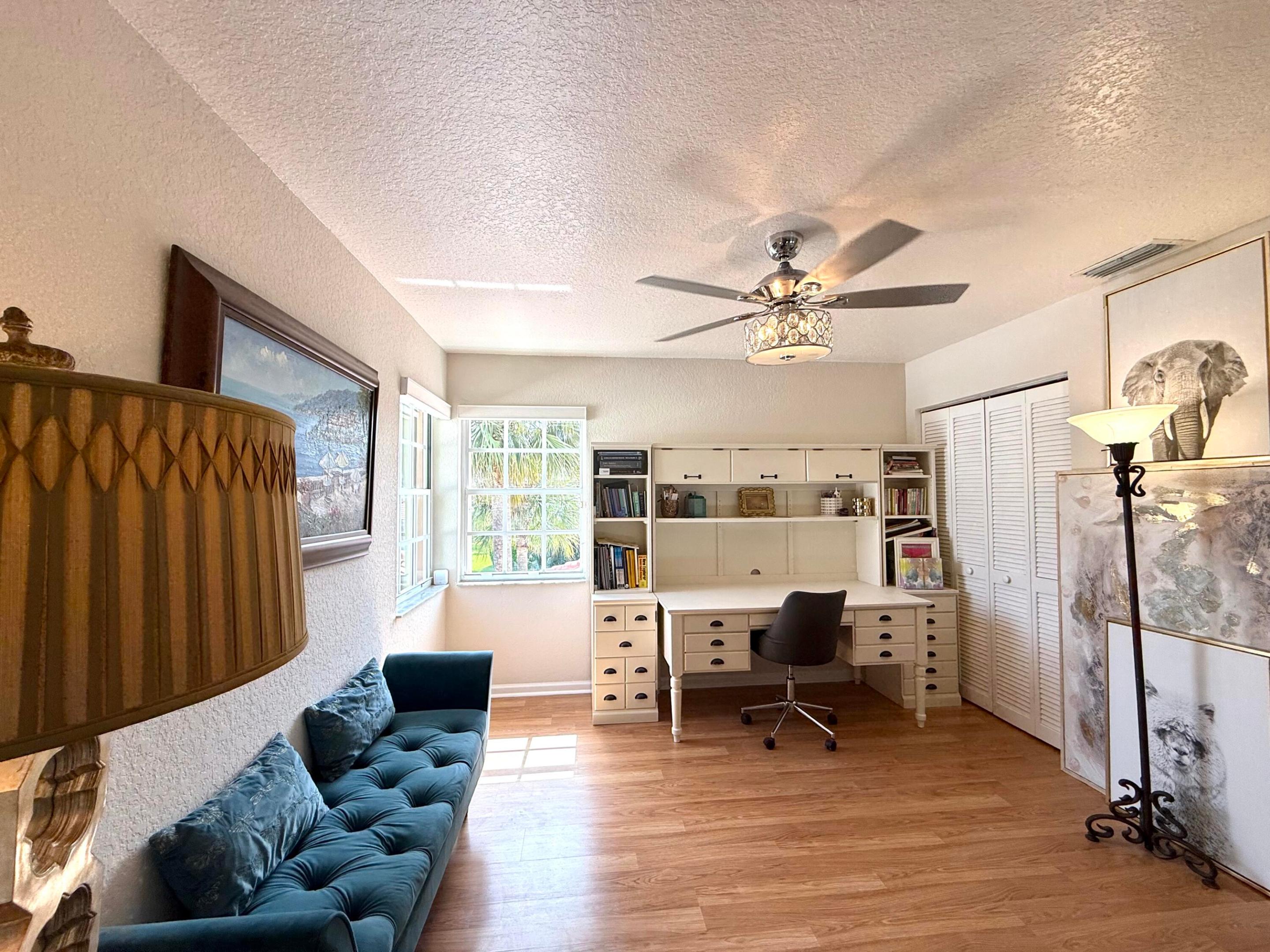 BOYNTON WATERS - Residential