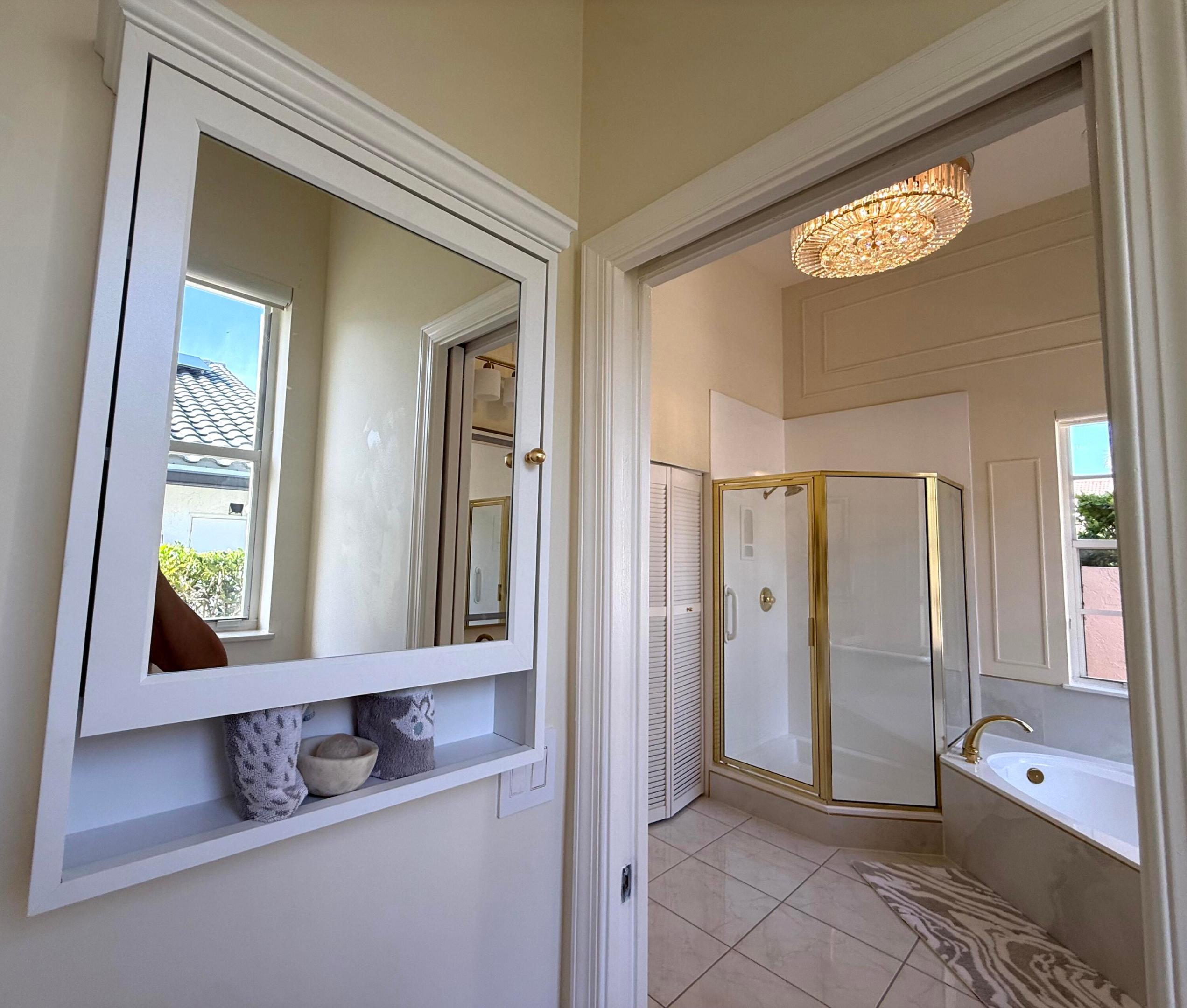 BOYNTON WATERS - Residential