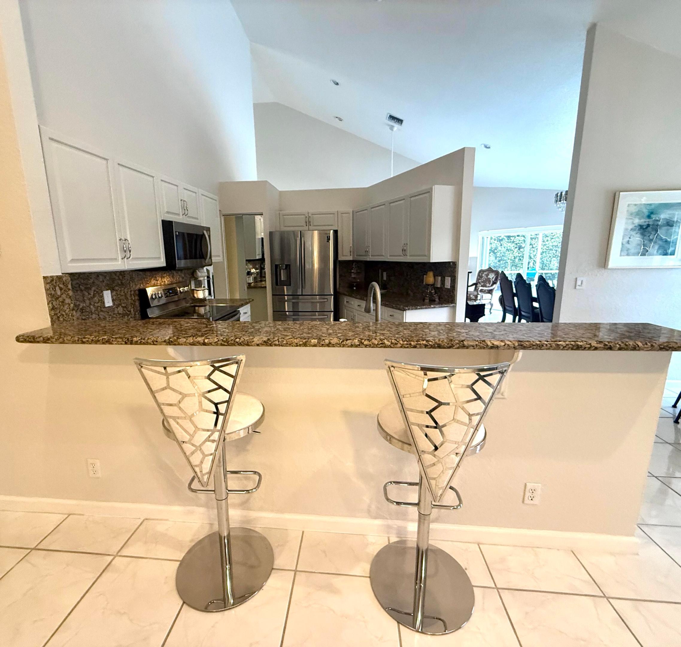 BOYNTON WATERS - Residential