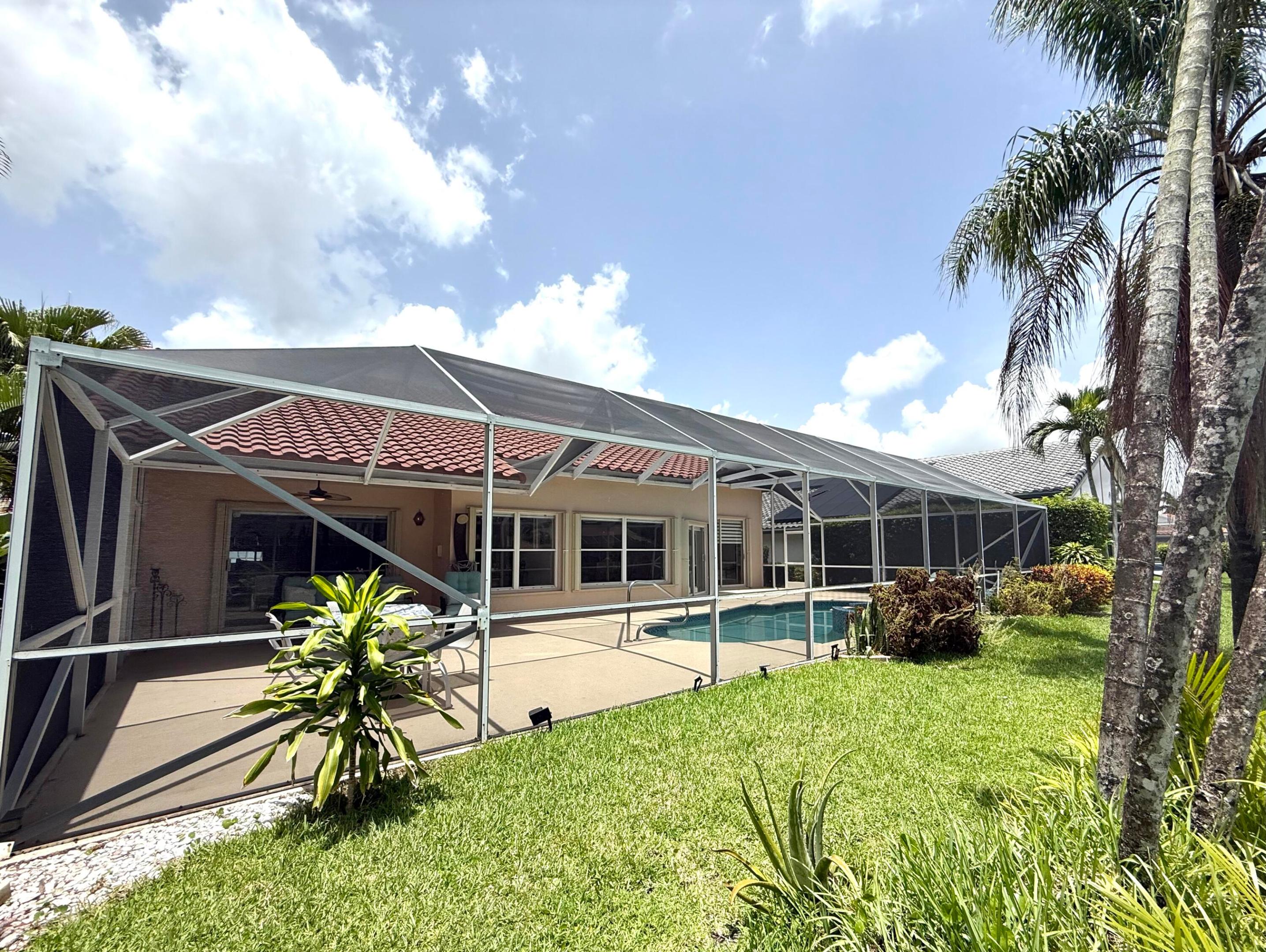 BOYNTON WATERS - Residential