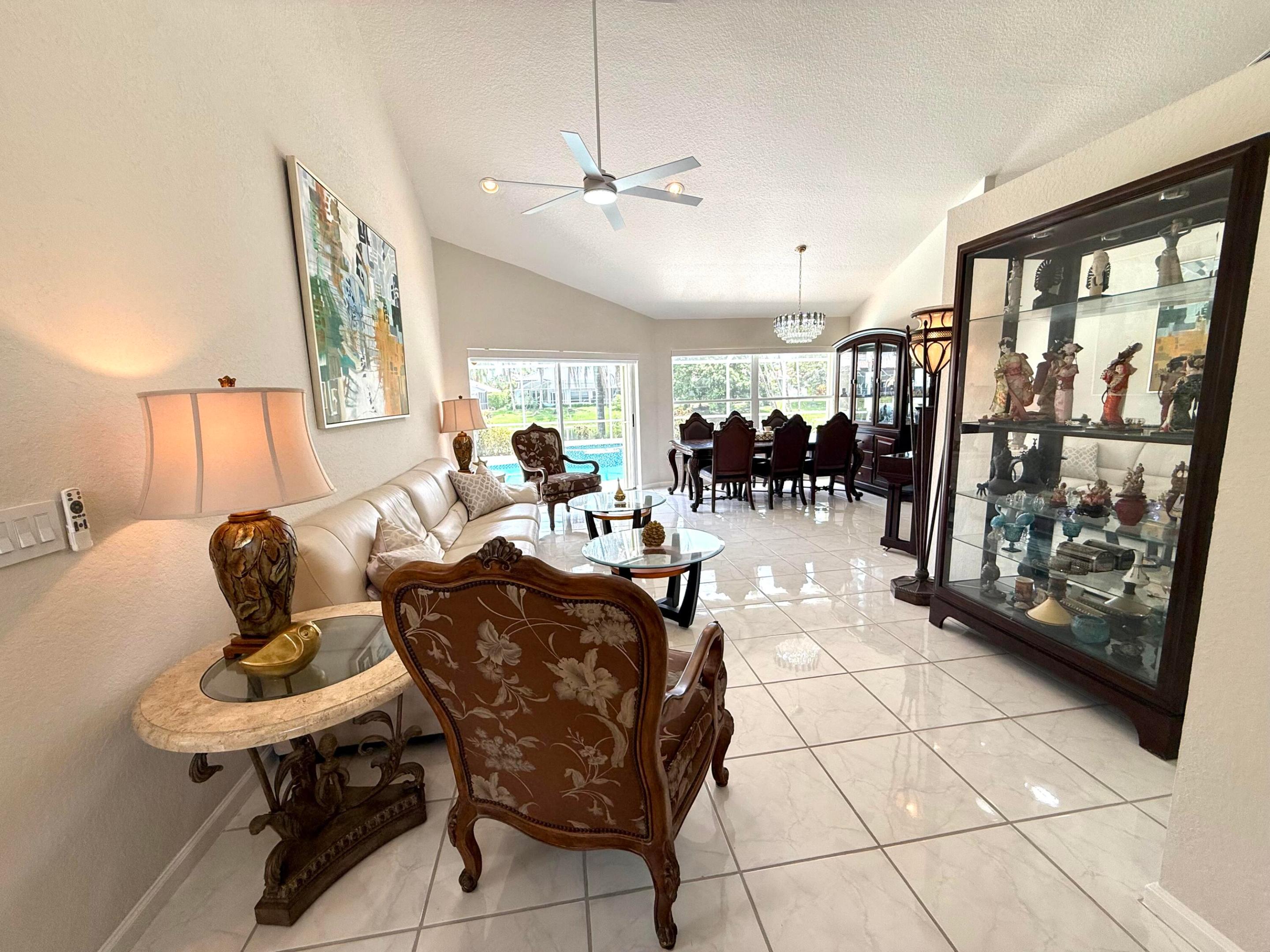 BOYNTON WATERS - Residential