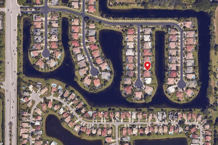 BOYNTON WATERS - Residential