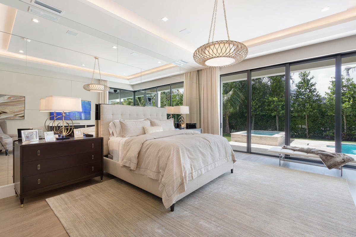 ROYAL PALM YACHT & COUNTRY CLUB - Residential
