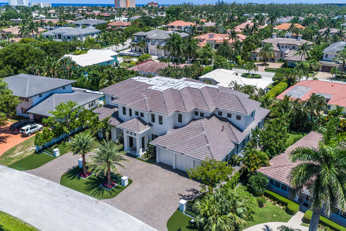 ROYAL PALM YACHT & COUNTRY CLUB - Residential
