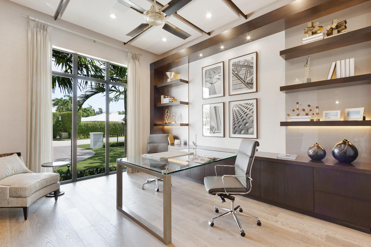 ROYAL PALM YACHT & COUNTRY CLUB - Residential