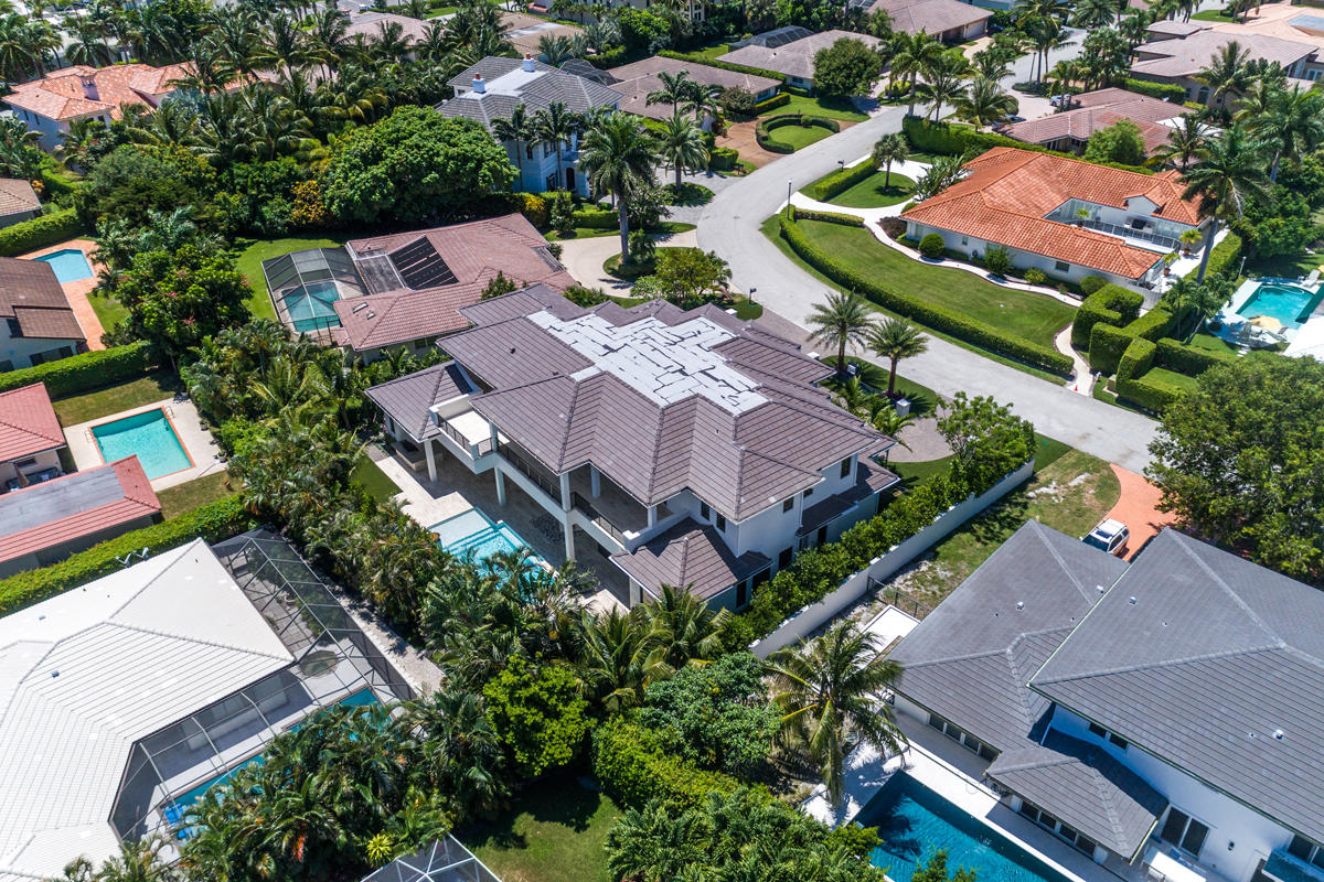 ROYAL PALM YACHT & COUNTRY CLUB - Residential