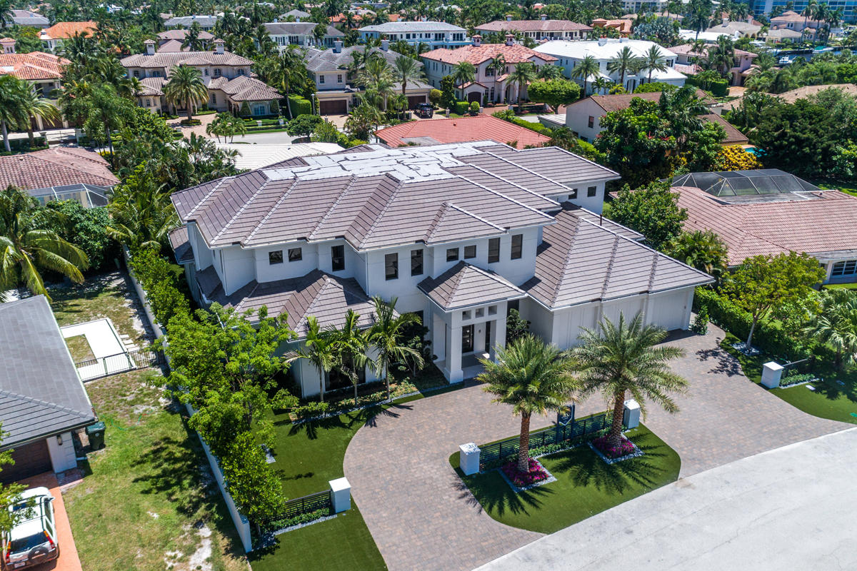 ROYAL PALM YACHT & COUNTRY CLUB - Residential