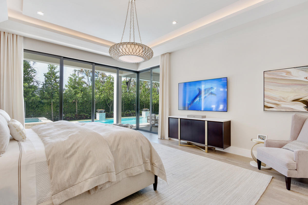 ROYAL PALM YACHT & COUNTRY CLUB - Residential