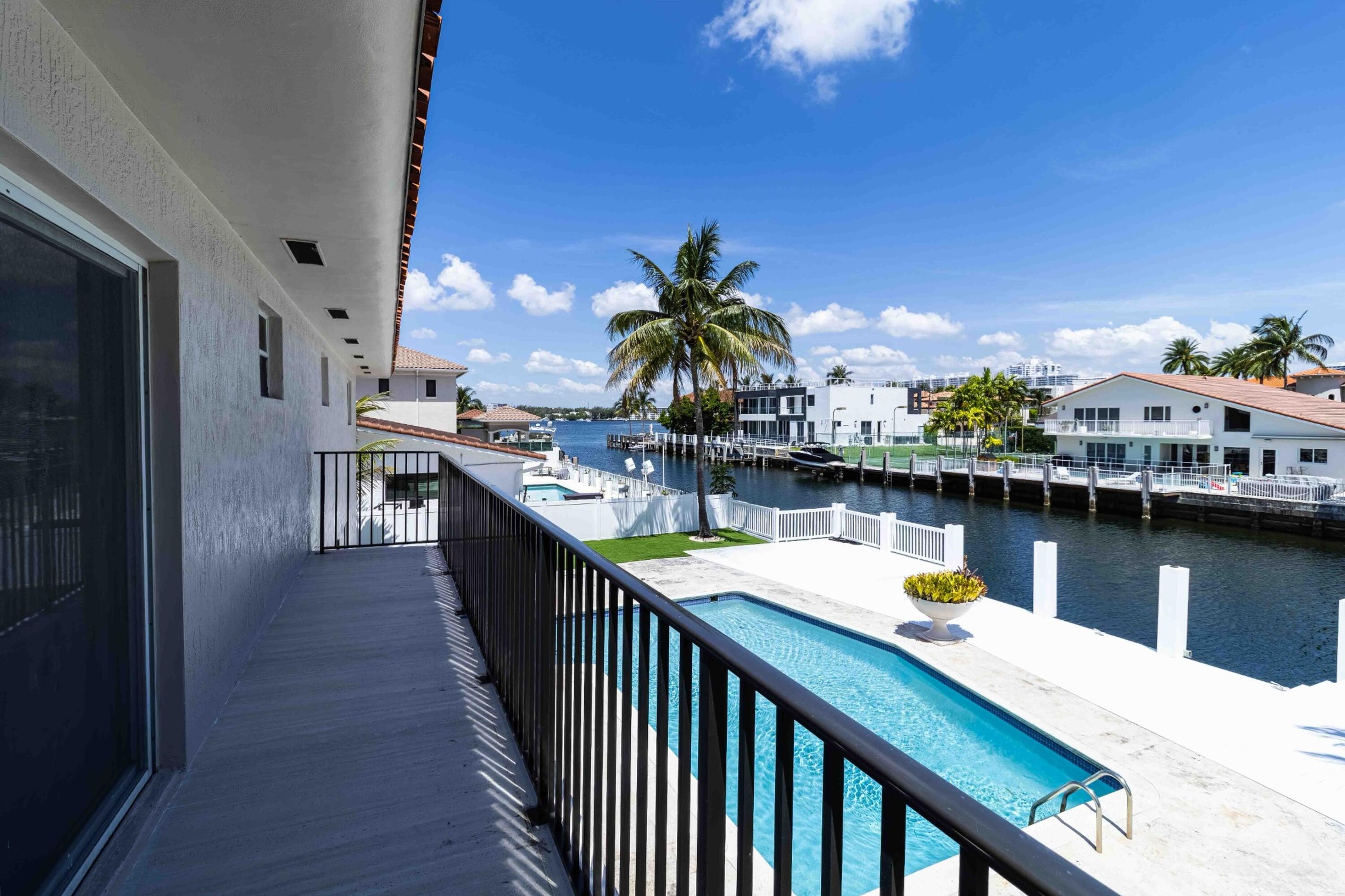 EASTERN SHORES 1ST ADDN - Residential