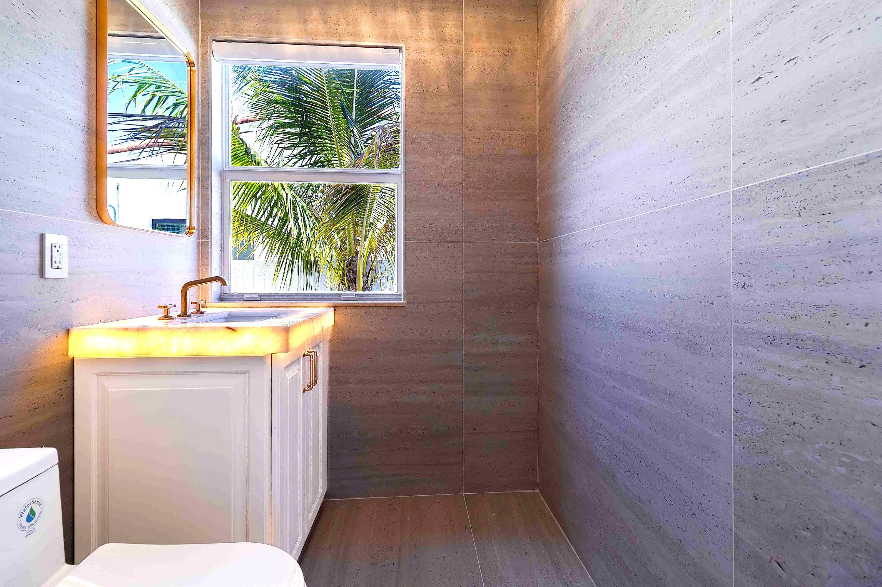 EASTERN SHORES 1ST ADDN - Residential