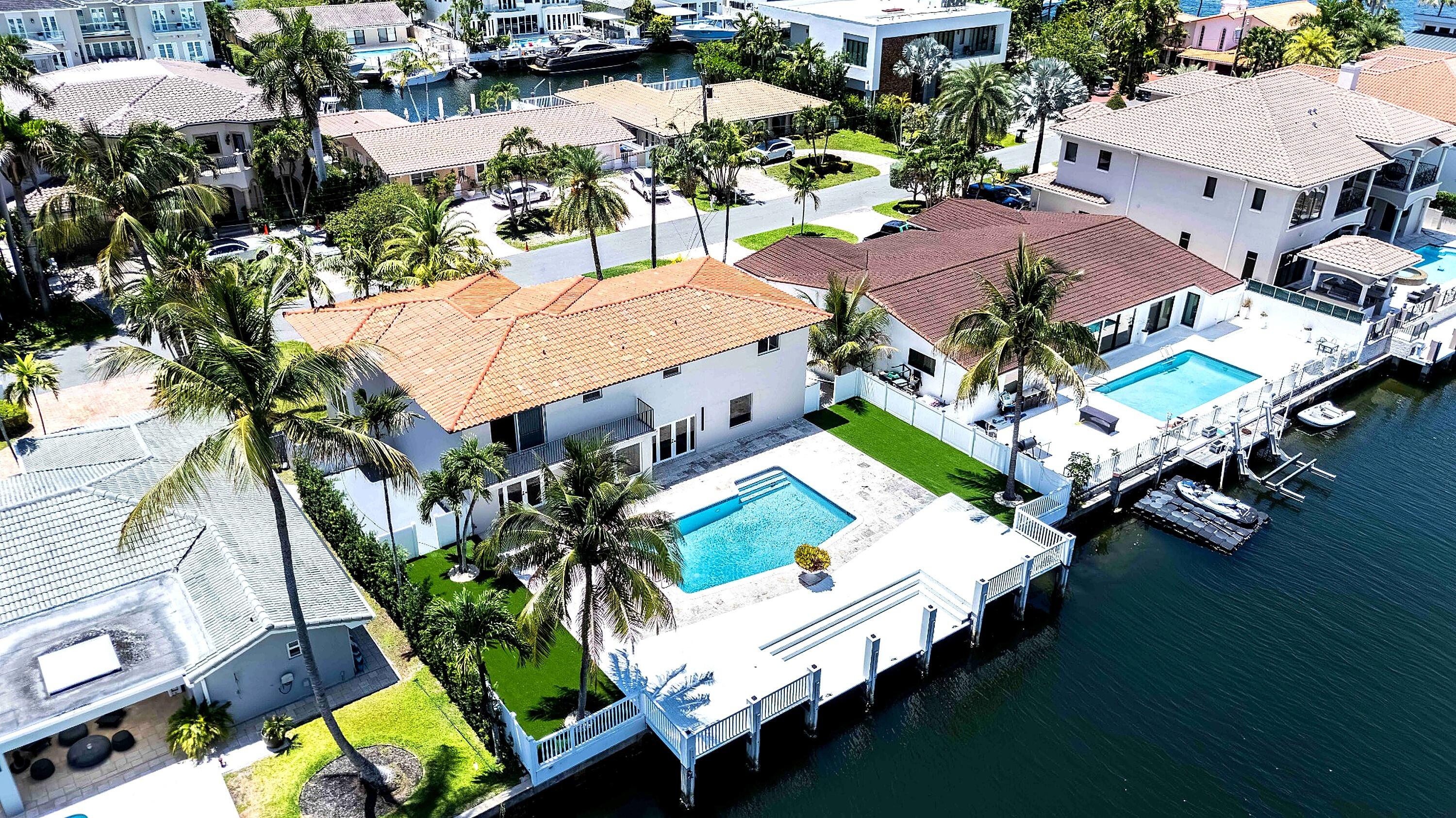EASTERN SHORES 1ST ADDN - Residential