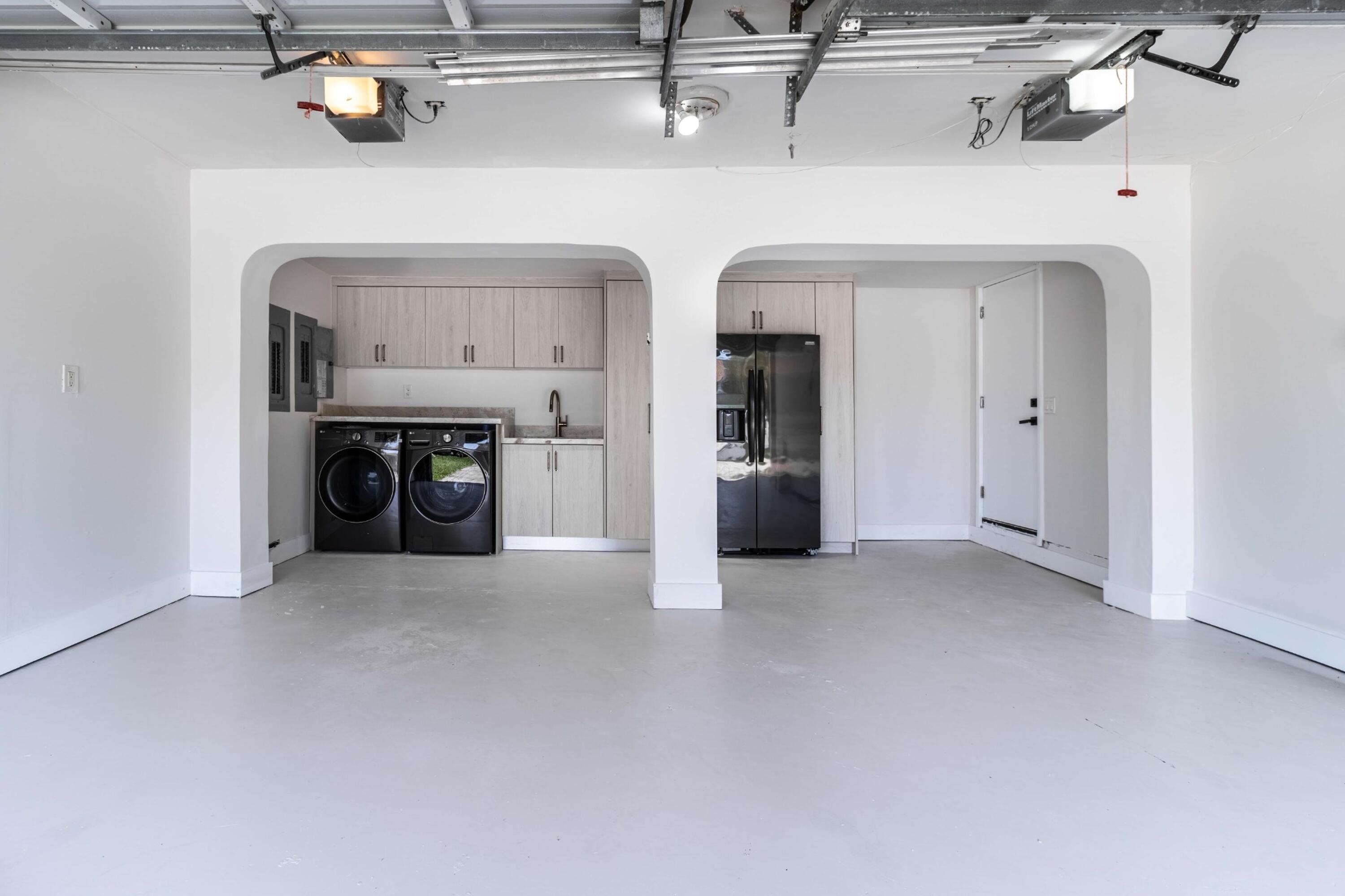 EASTERN SHORES 1ST ADDN - Residential