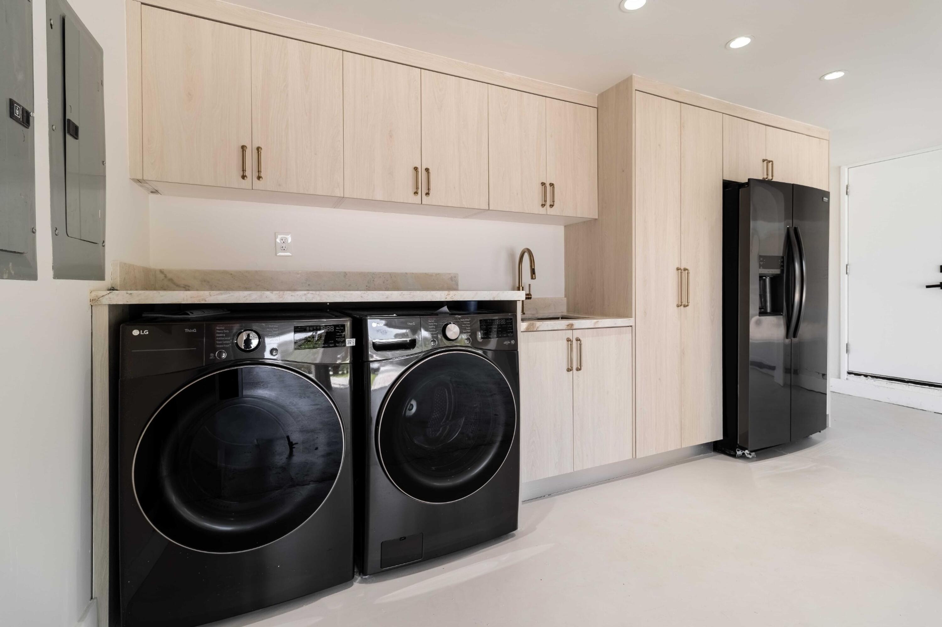 EASTERN SHORES 1ST ADDN - Residential