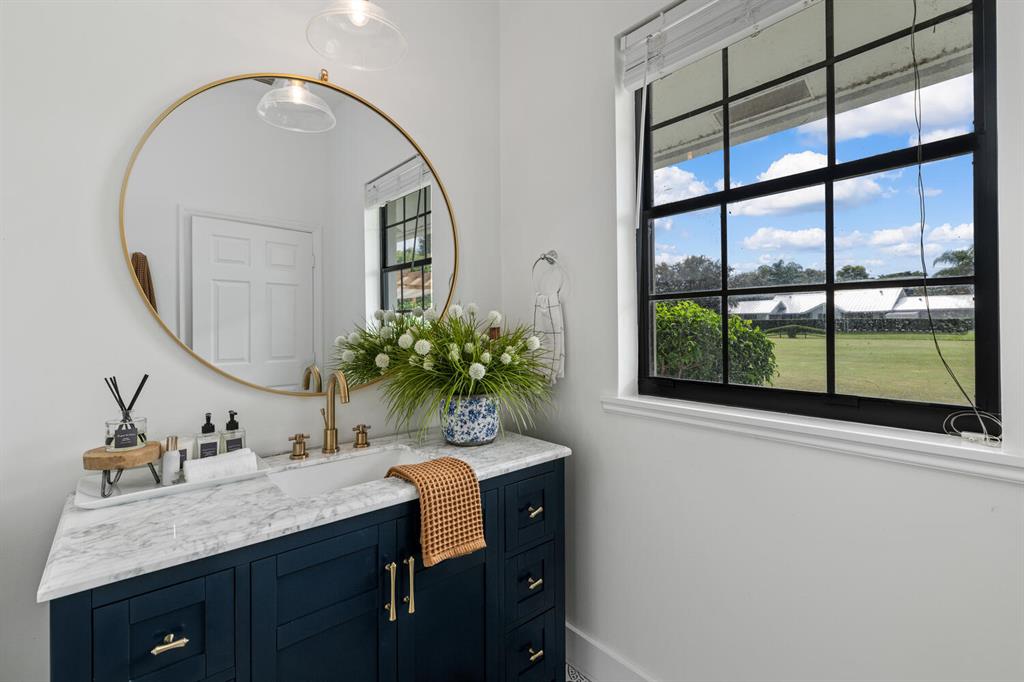 PALM BEACH POINT - Residential