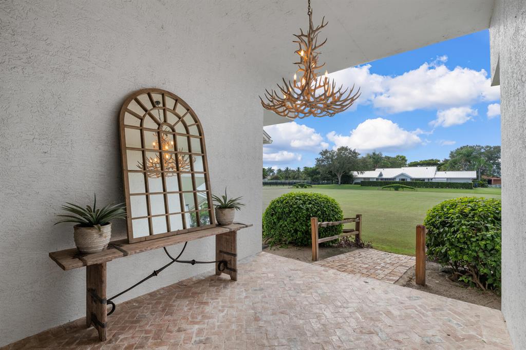 PALM BEACH POINT - Residential