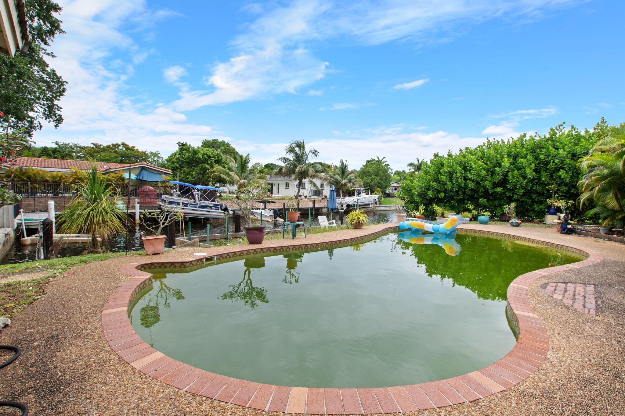 WATERWAY ESTATES SEC THREE - Residential