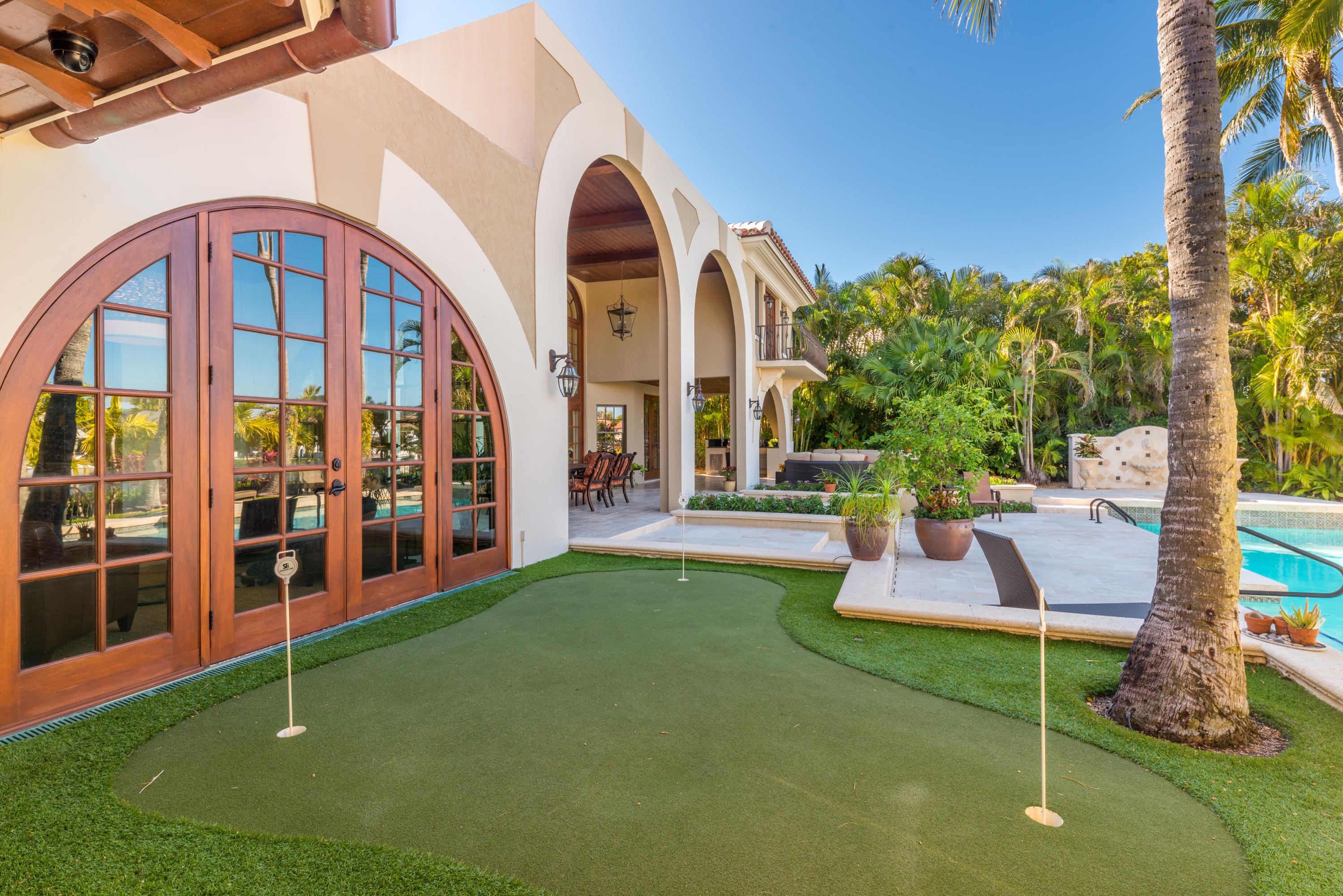 ADMIRALS COVE PAR C - Residential