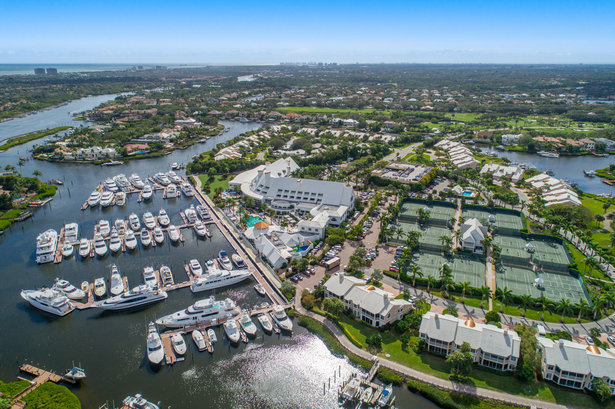 ADMIRALS COVE PAR C - Residential