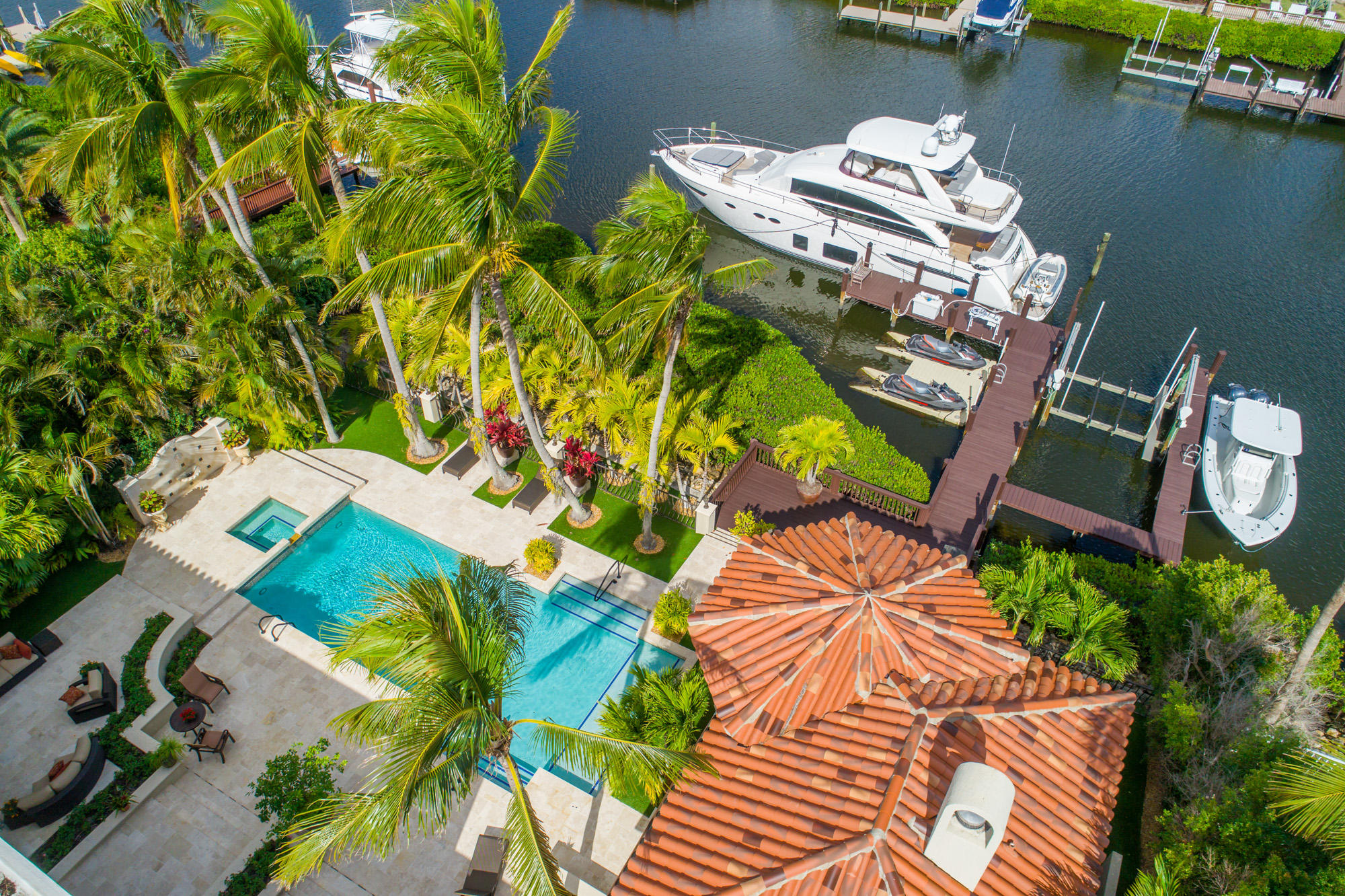 ADMIRALS COVE PAR C - Residential