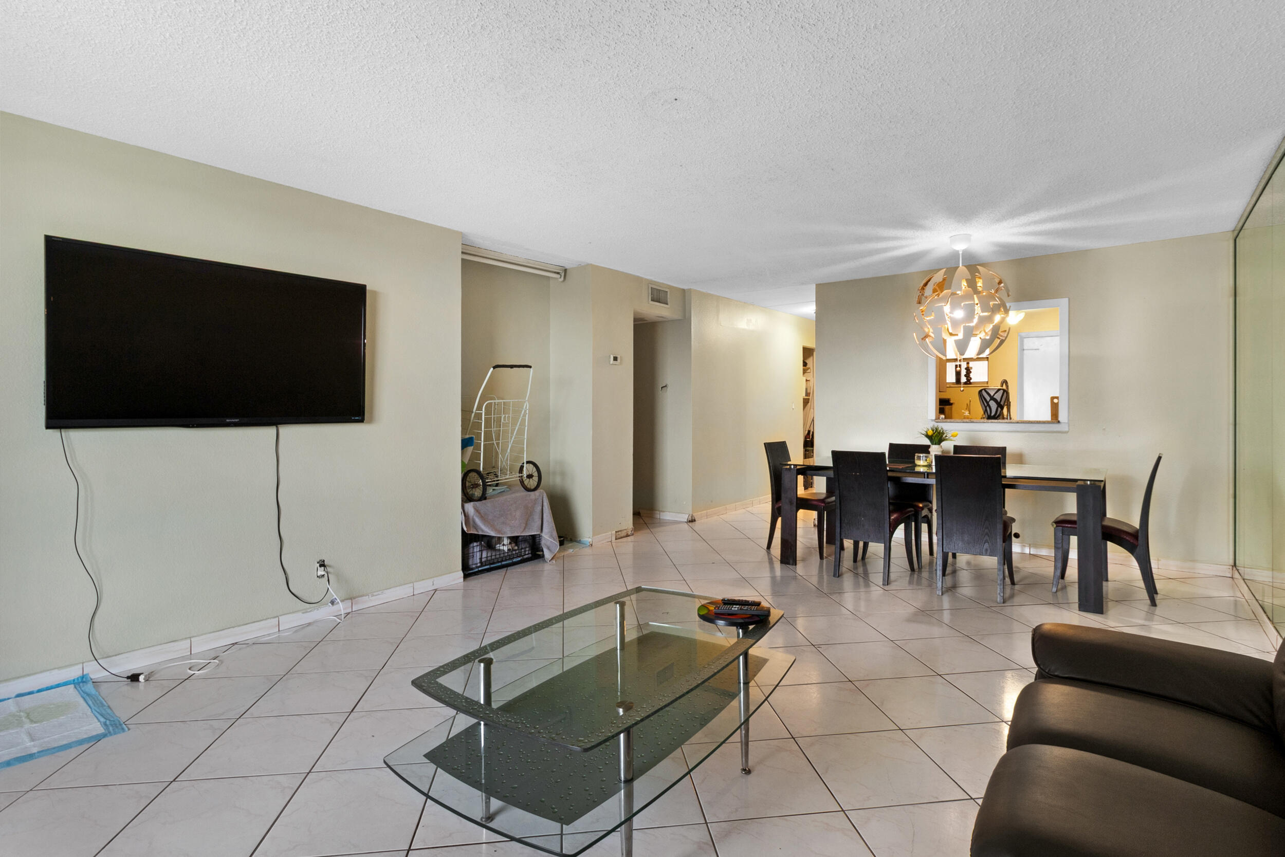 POLYNESIAN GARDENS CONDOMINIUM - Residential
