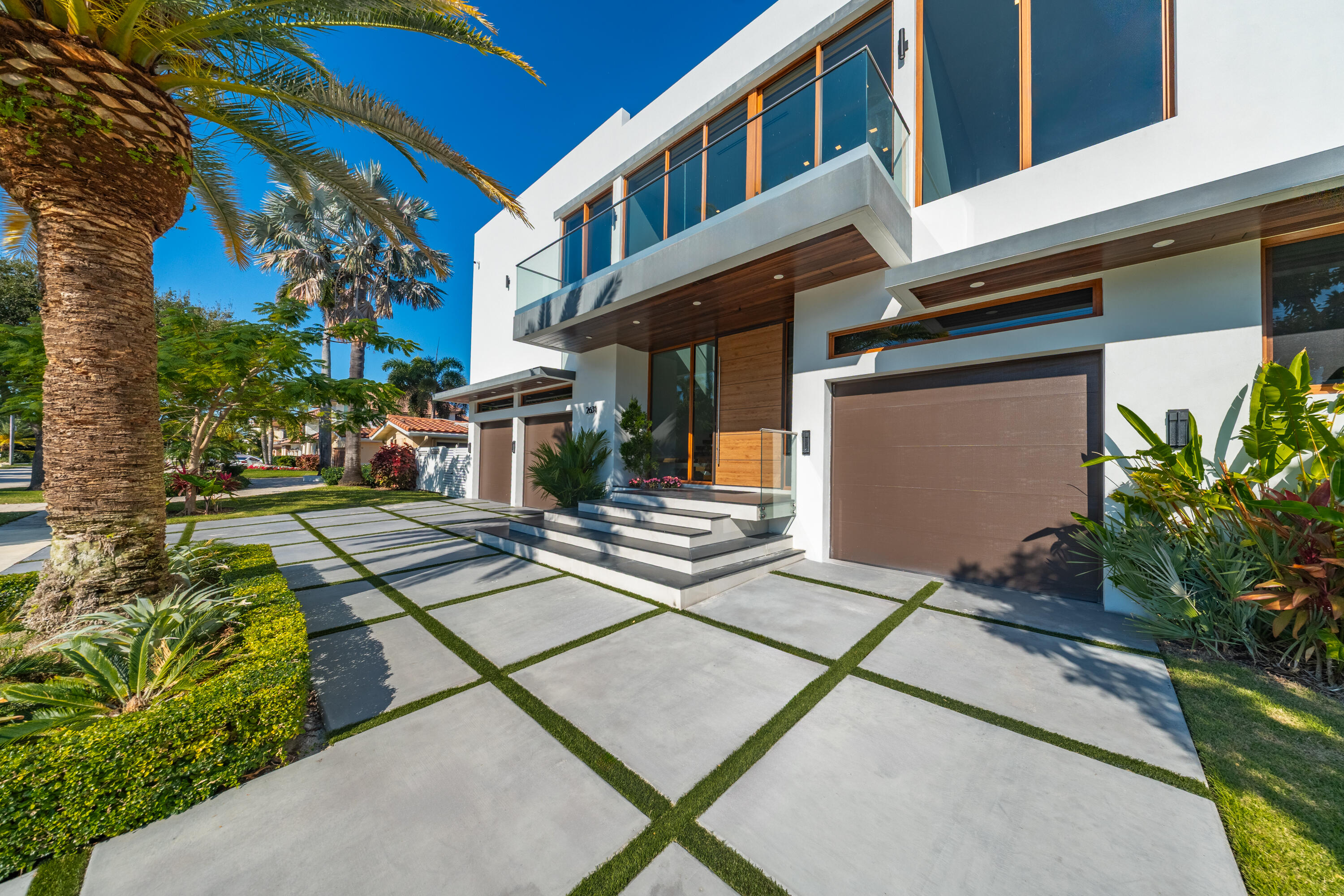 CORAL KEY VILLAS 2ND SEC - Residential