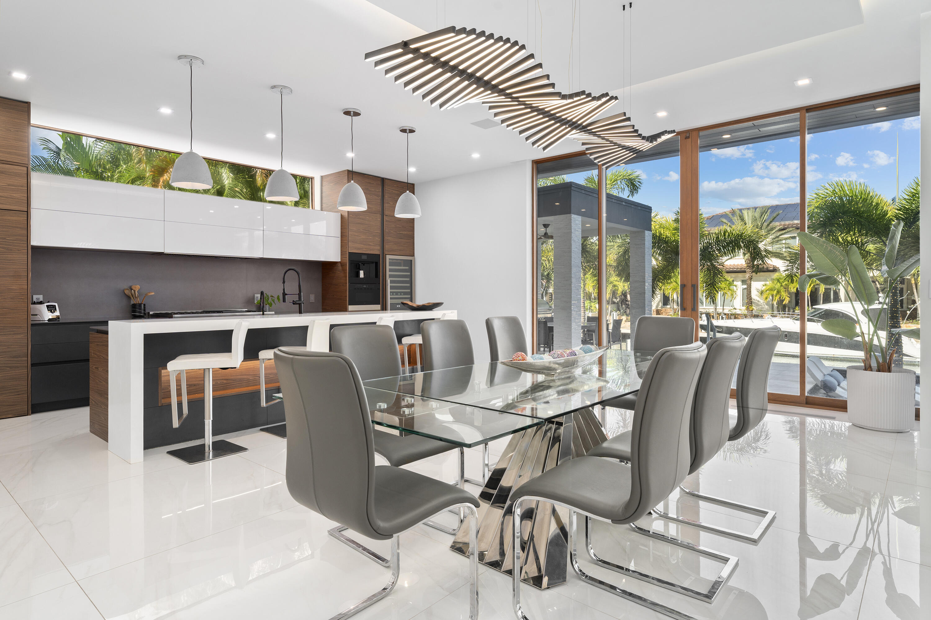 CORAL KEY VILLAS 2ND SEC - Residential