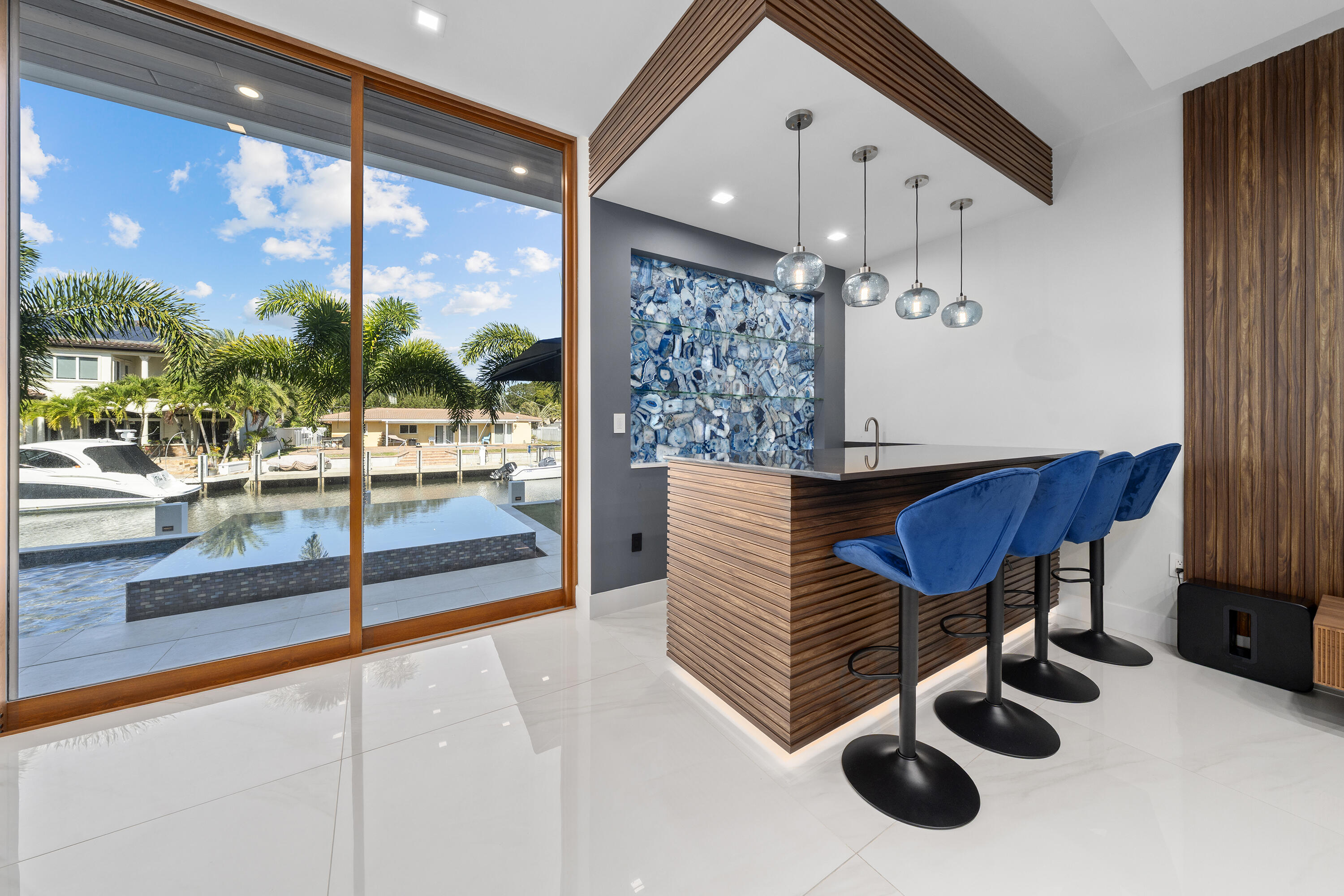 CORAL KEY VILLAS 2ND SEC - Residential