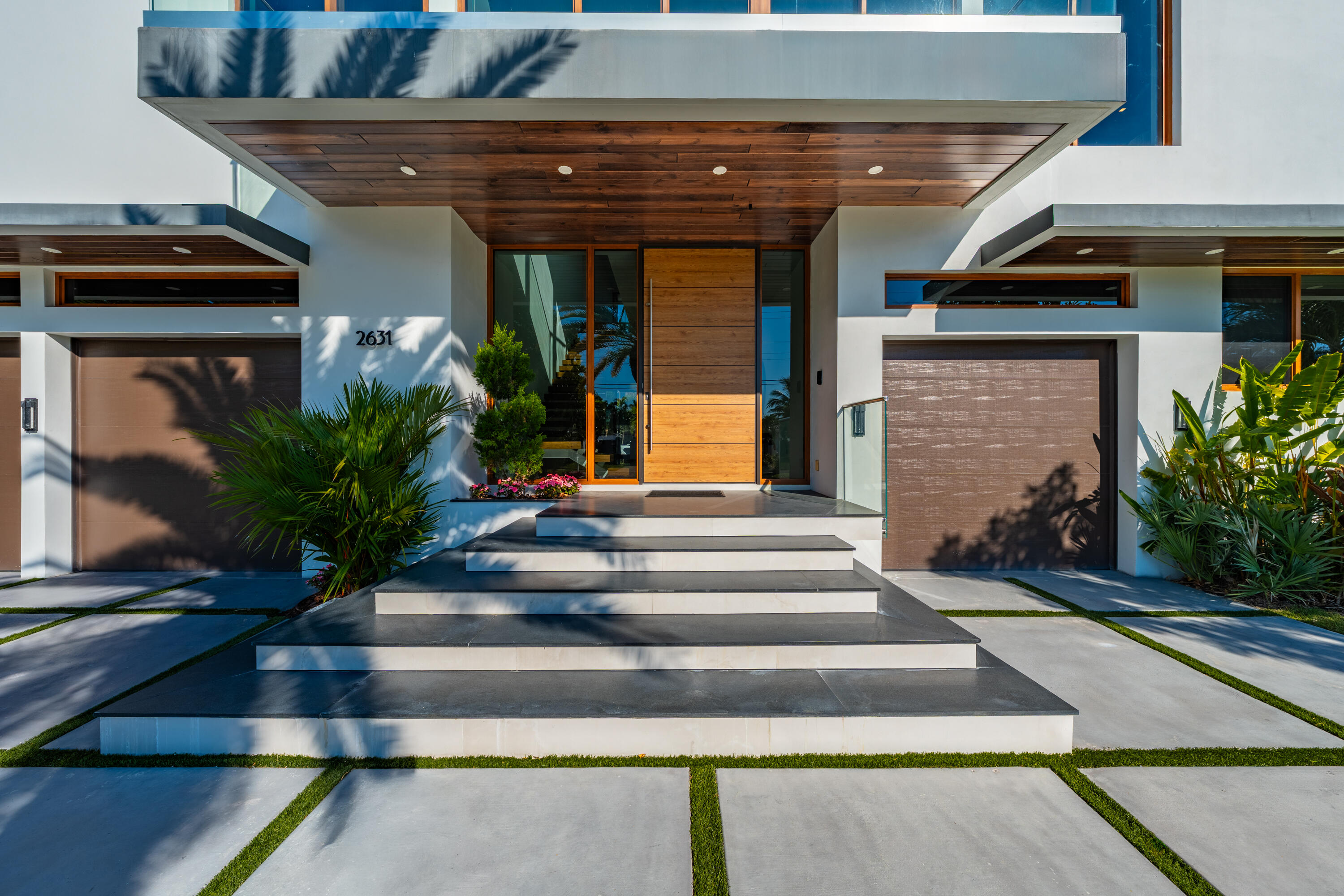 CORAL KEY VILLAS 2ND SEC - Residential